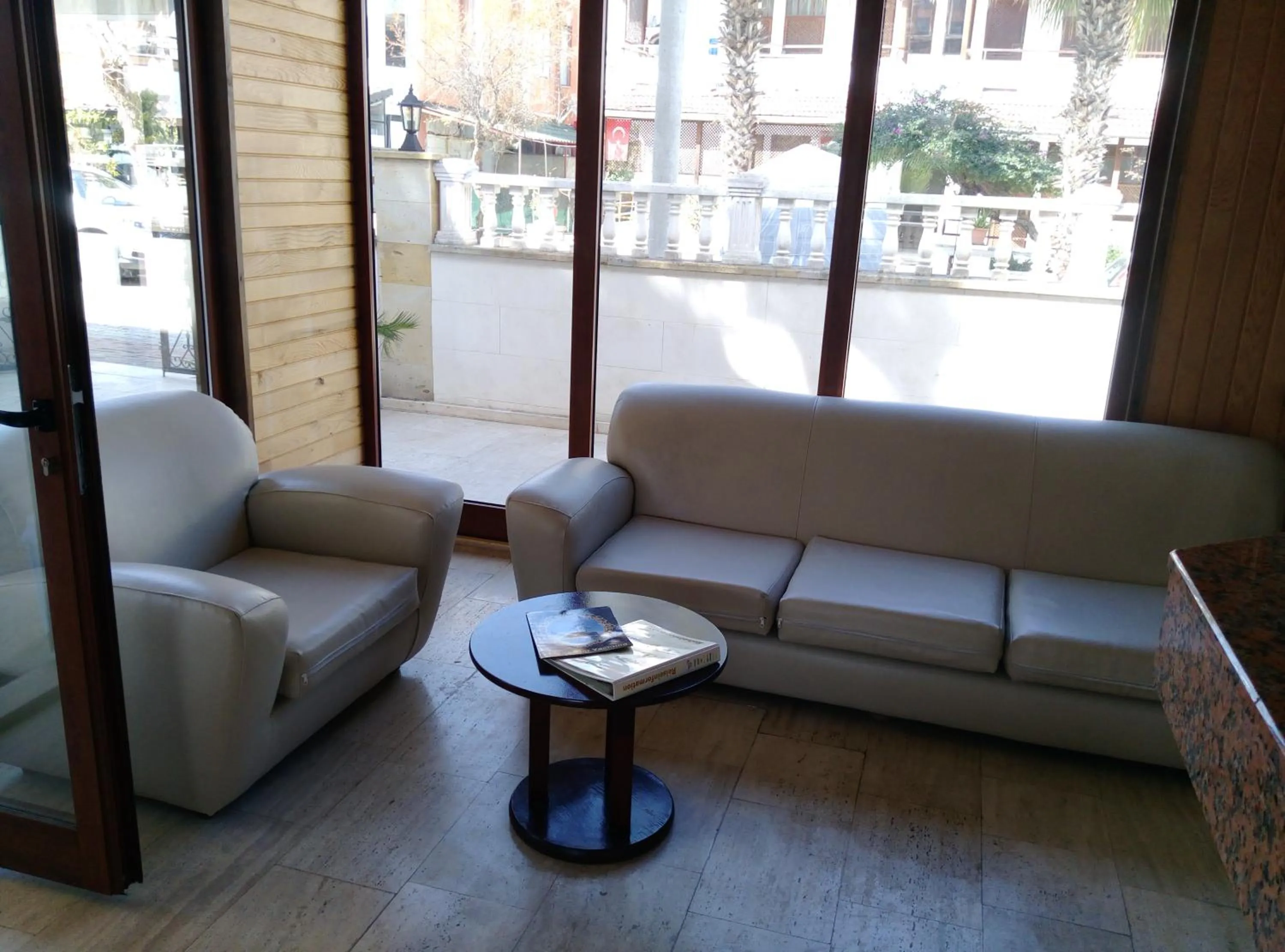 Lobby or reception in Dinara Apart Hotel