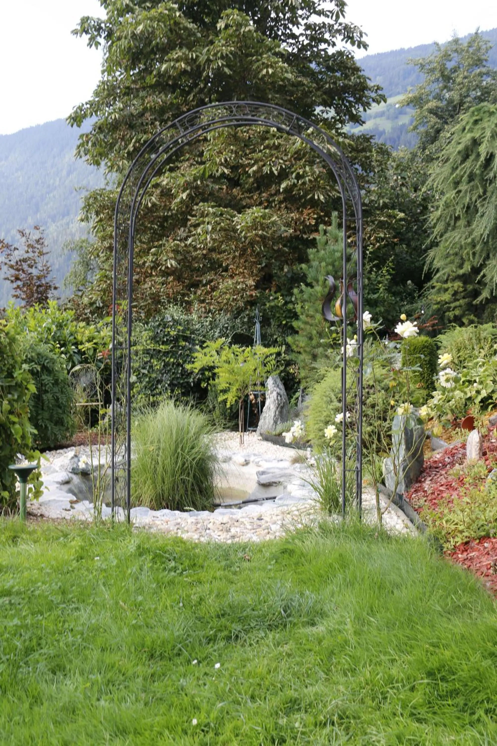 Garden in Appartements Gästehaus Schrott