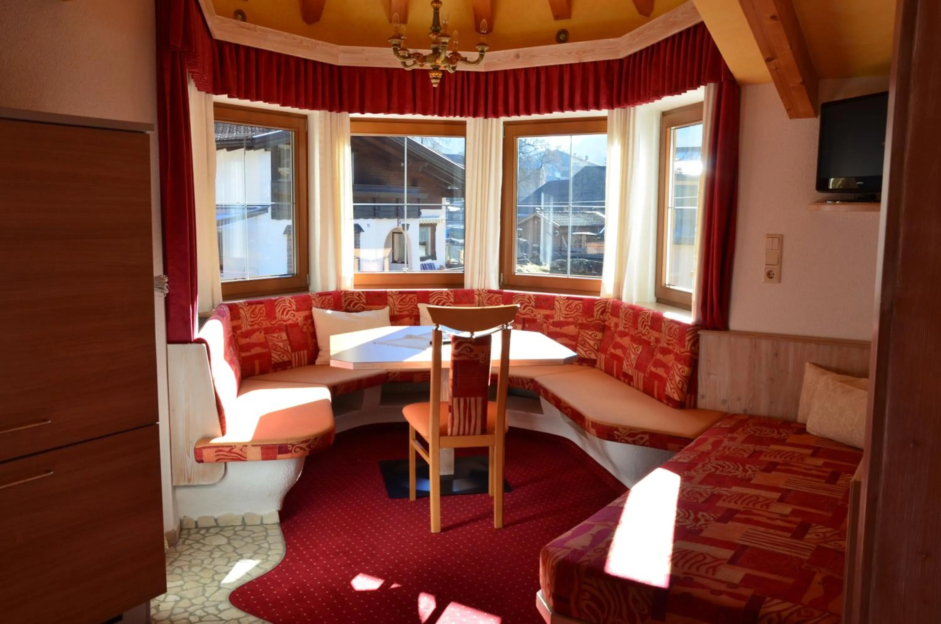 Seating area in Appartements Gästehaus Schrott