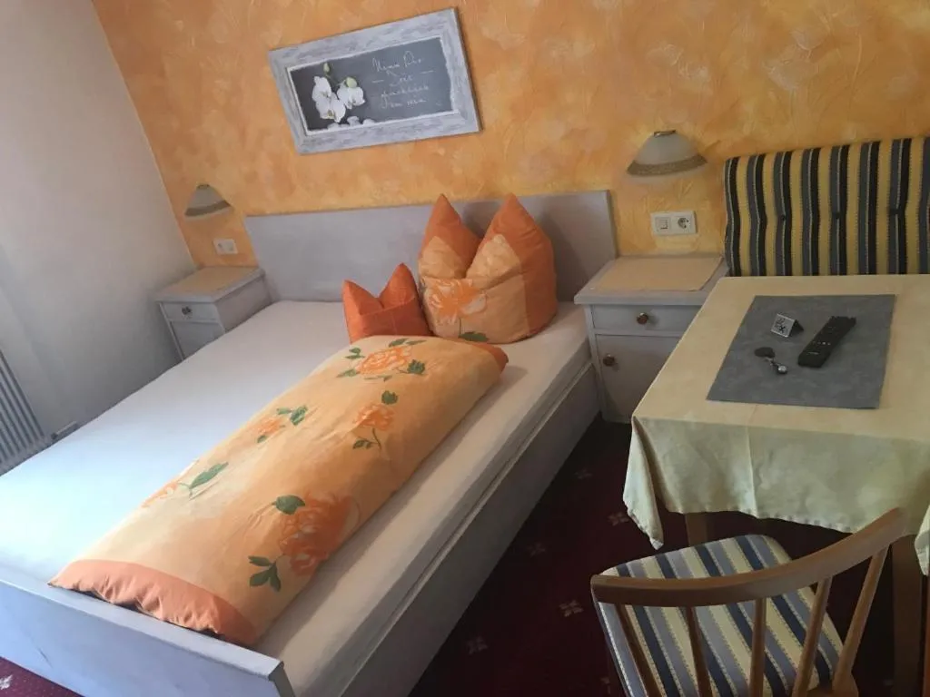 Photo of the whole room in Appartements Gästehaus Schrott