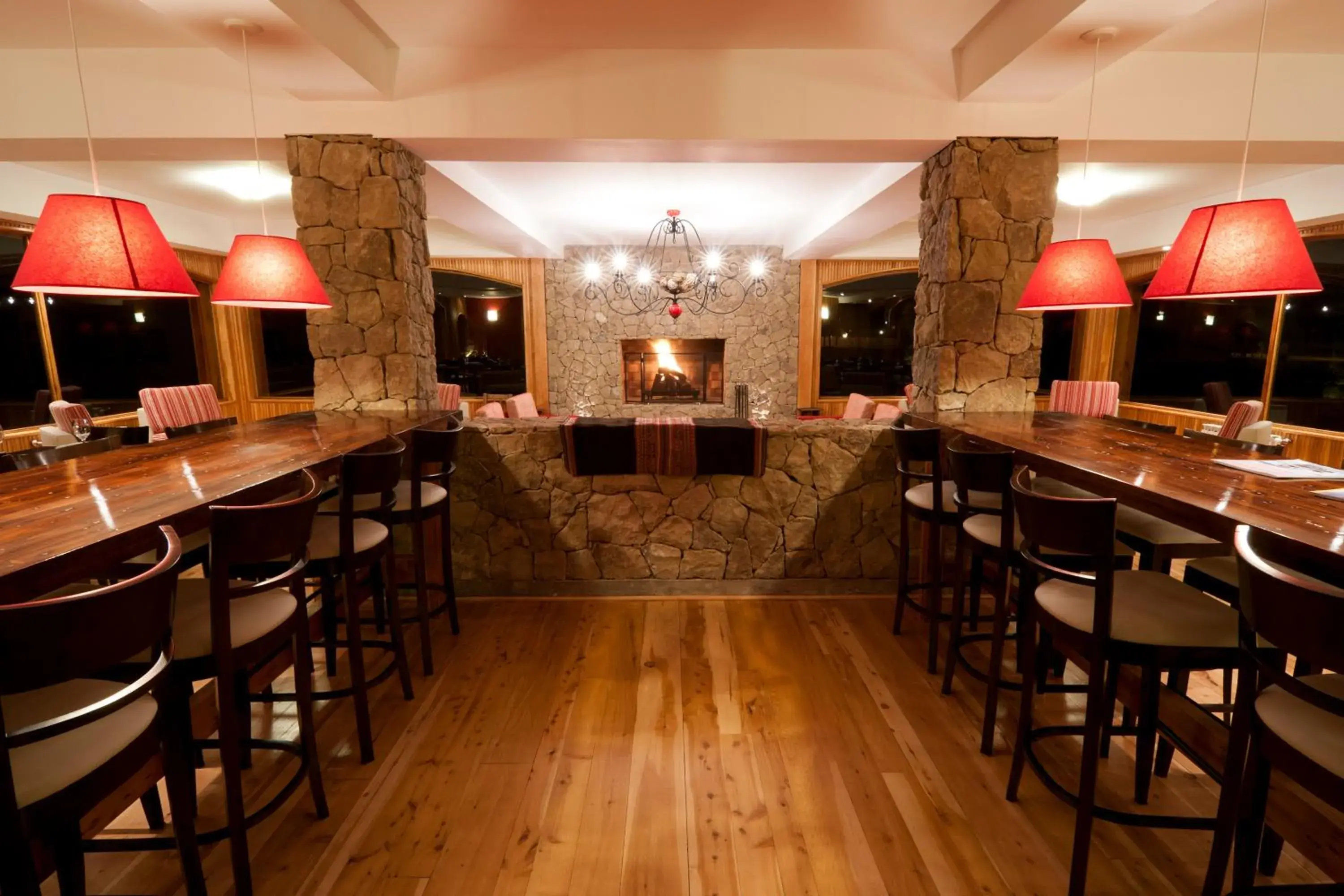 Lounge or bar in Destino Sur Hotel & Spa de Montaña Lounge or bar in Destino Sur Hotel & Spa de Montaña