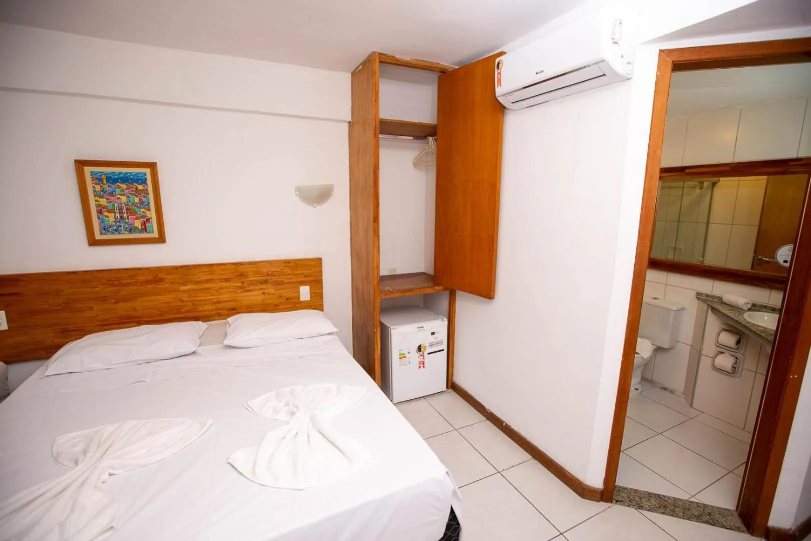 TV and multimedia, Bed in Rede Andrade Mar Hotel - Rio Vermelho