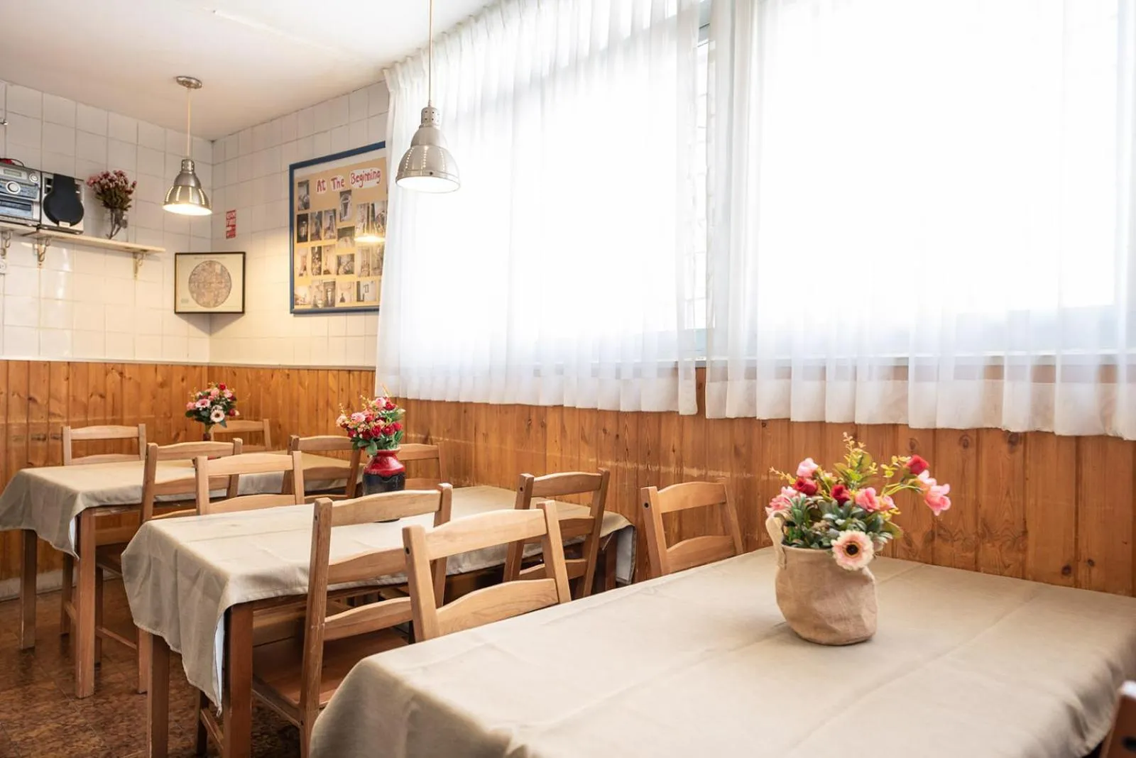 Kitchen or kitchenette in Ron Hotel