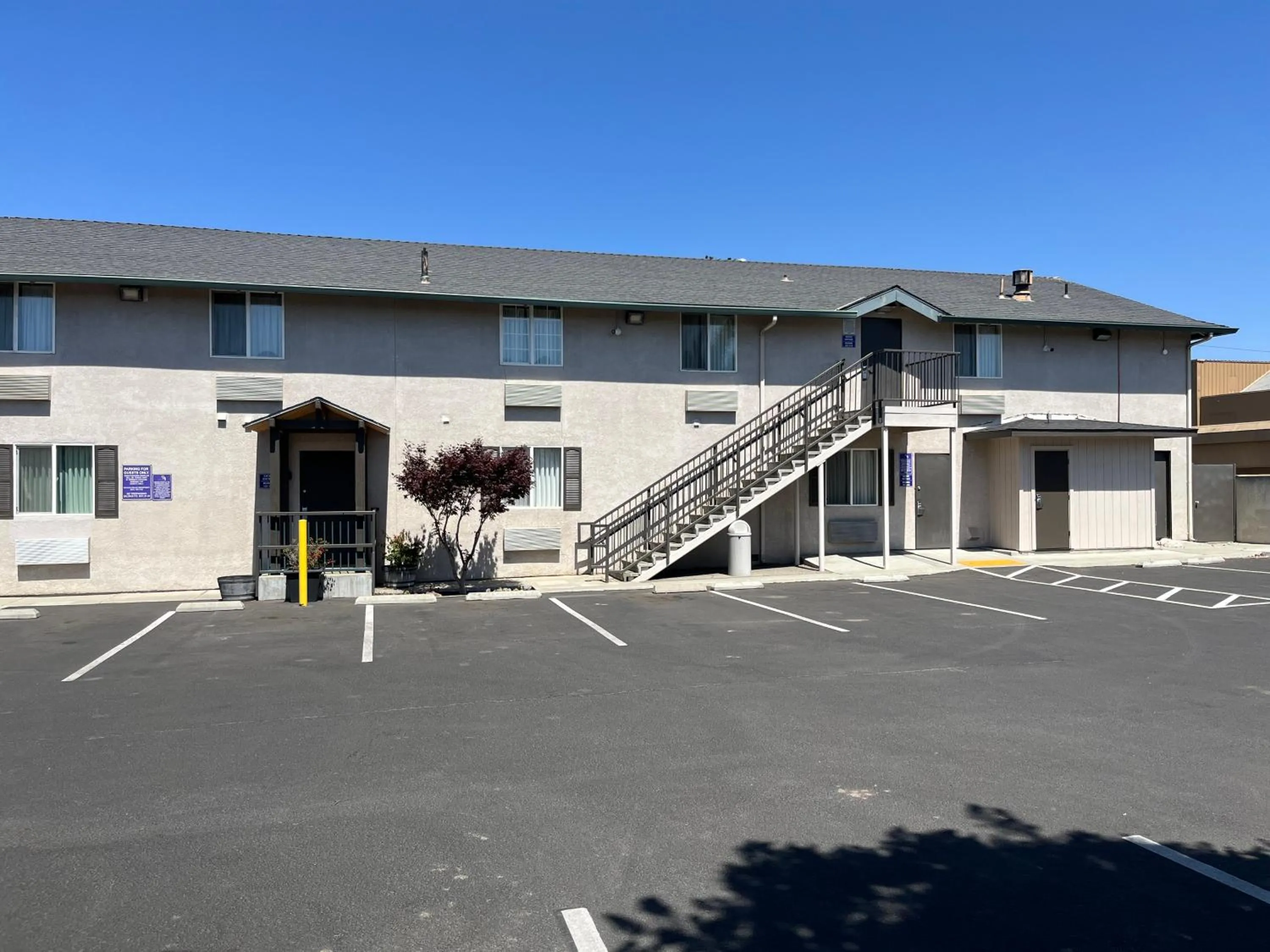 Property building in Western Motel