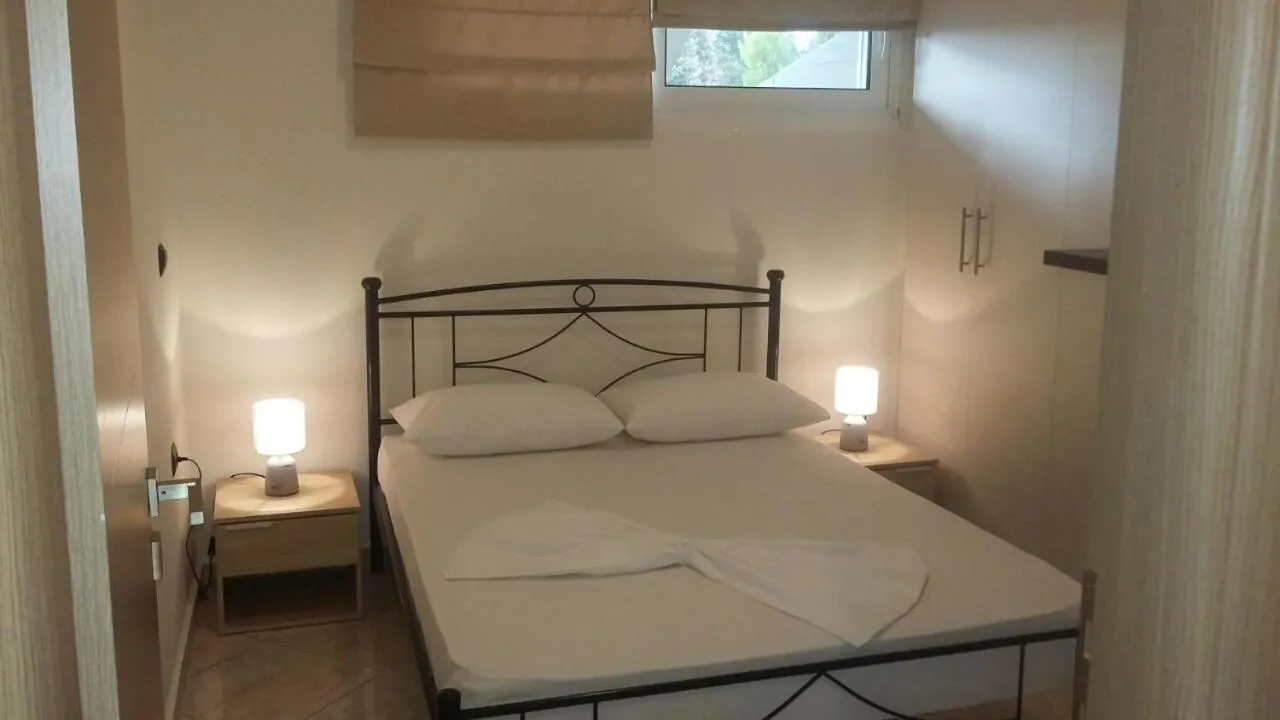 Bed in Agriomata Vergas Apartments
