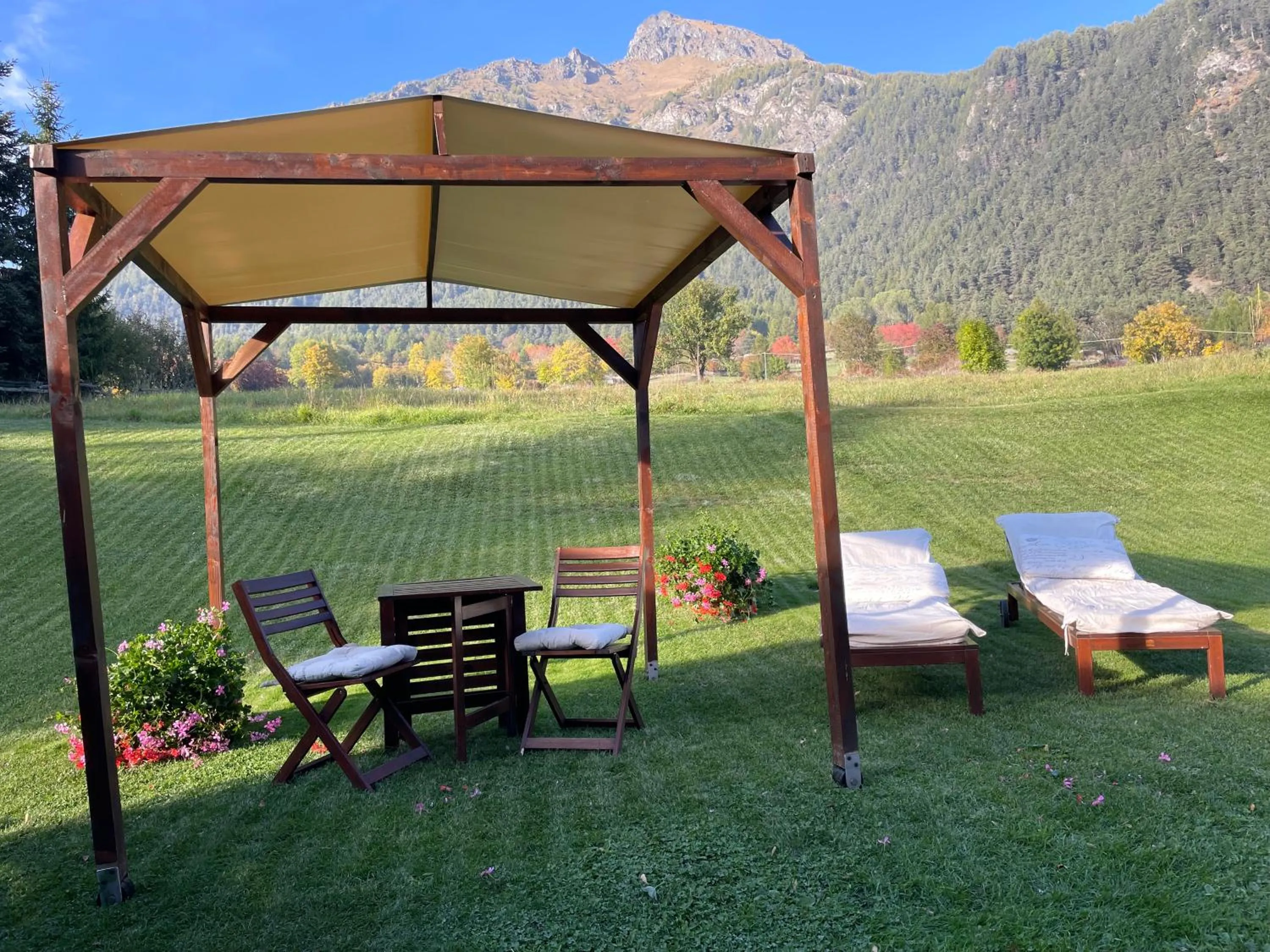 Patio in Residence Foyer D'Antan