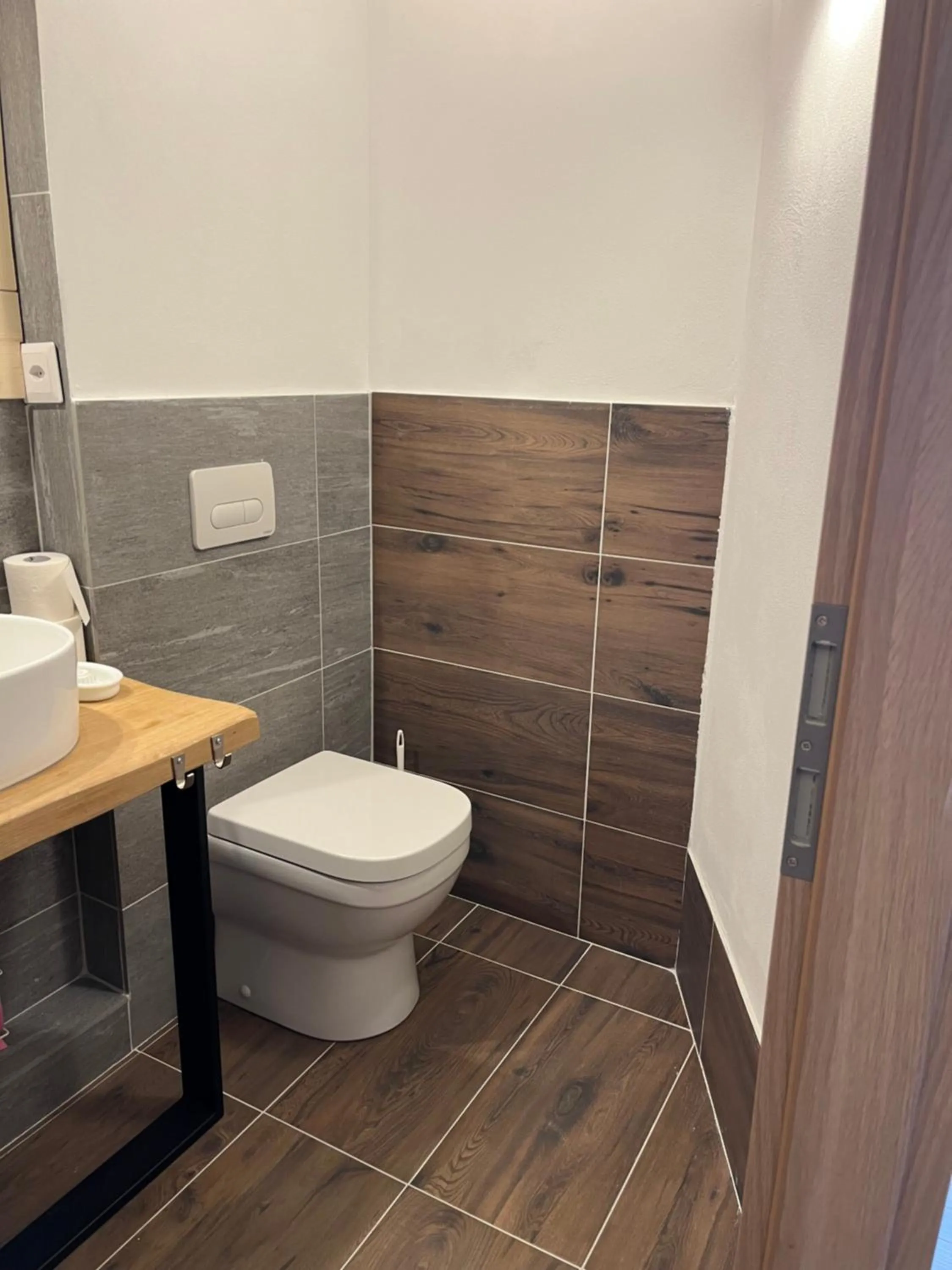 Bathroom in Mountain Lodge Sedrun