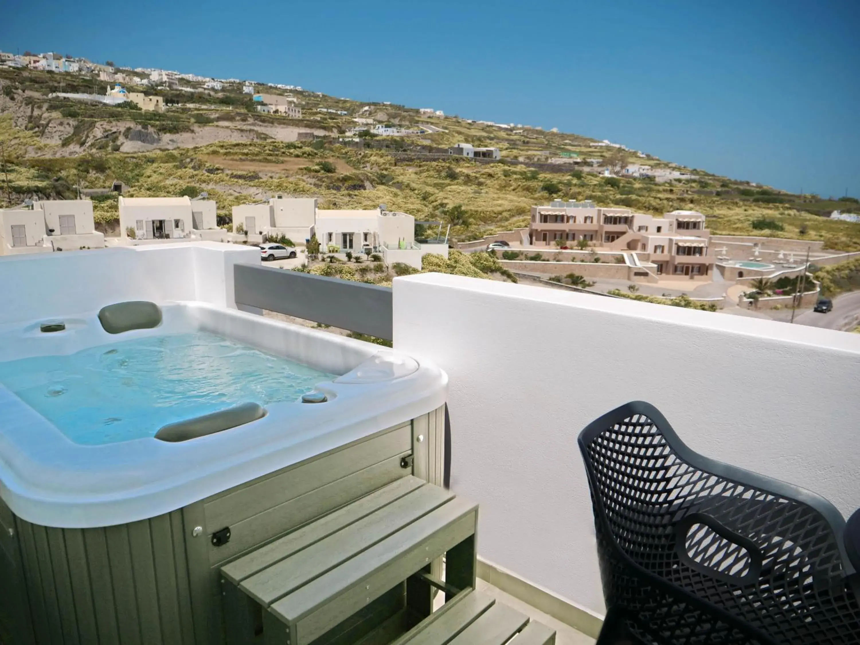 Deluxe Suite with Hot Tub and Sea view in Valery Suites Deluxe Suite with Hot Tub and Sea view in Valery Suites