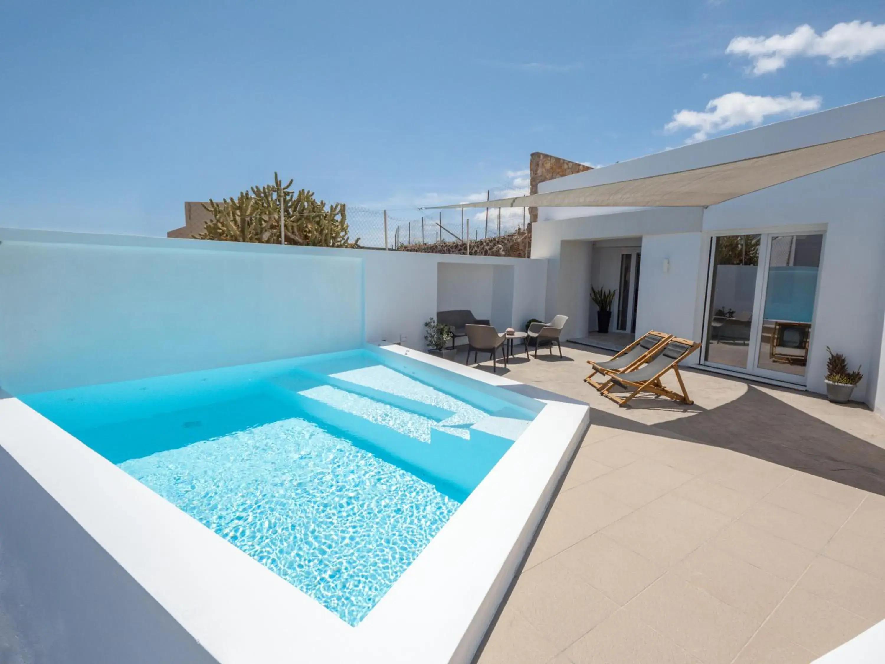 Exclusive Cave Suite with Heated Pool and Sea View in Valery Suites Exclusive Cave Suite with Heated Pool and Sea View in Valery Suites