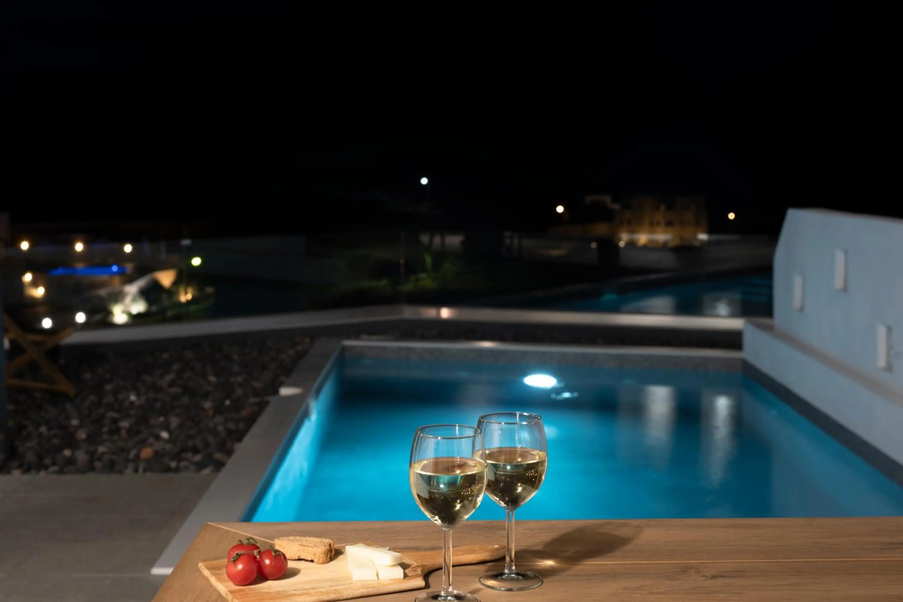 Night in Valery Suites