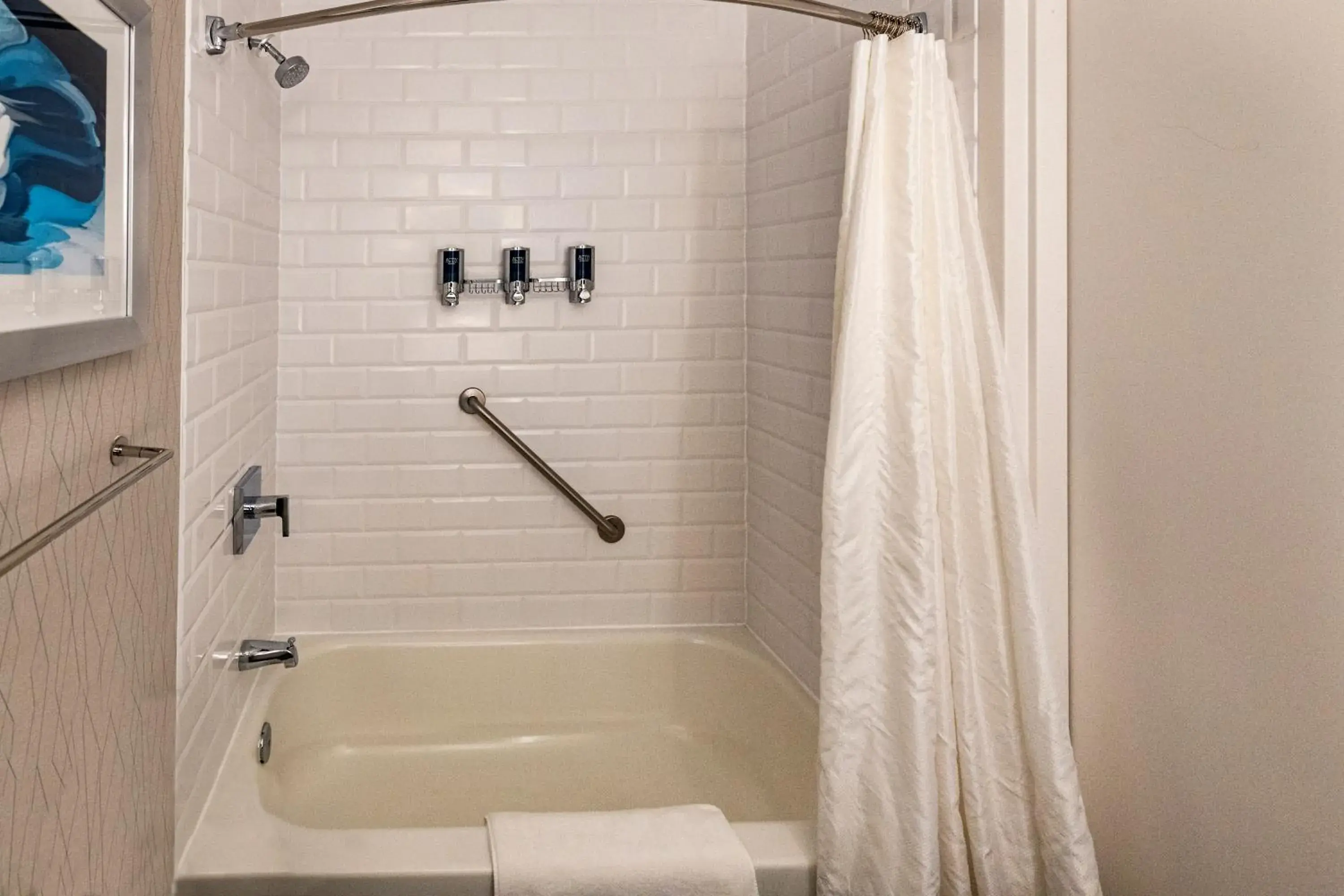 Bathroom in Radisson Hotel Fairview Heights - St Louis Bathroom in Radisson Hotel Fairview Heights - St Louis