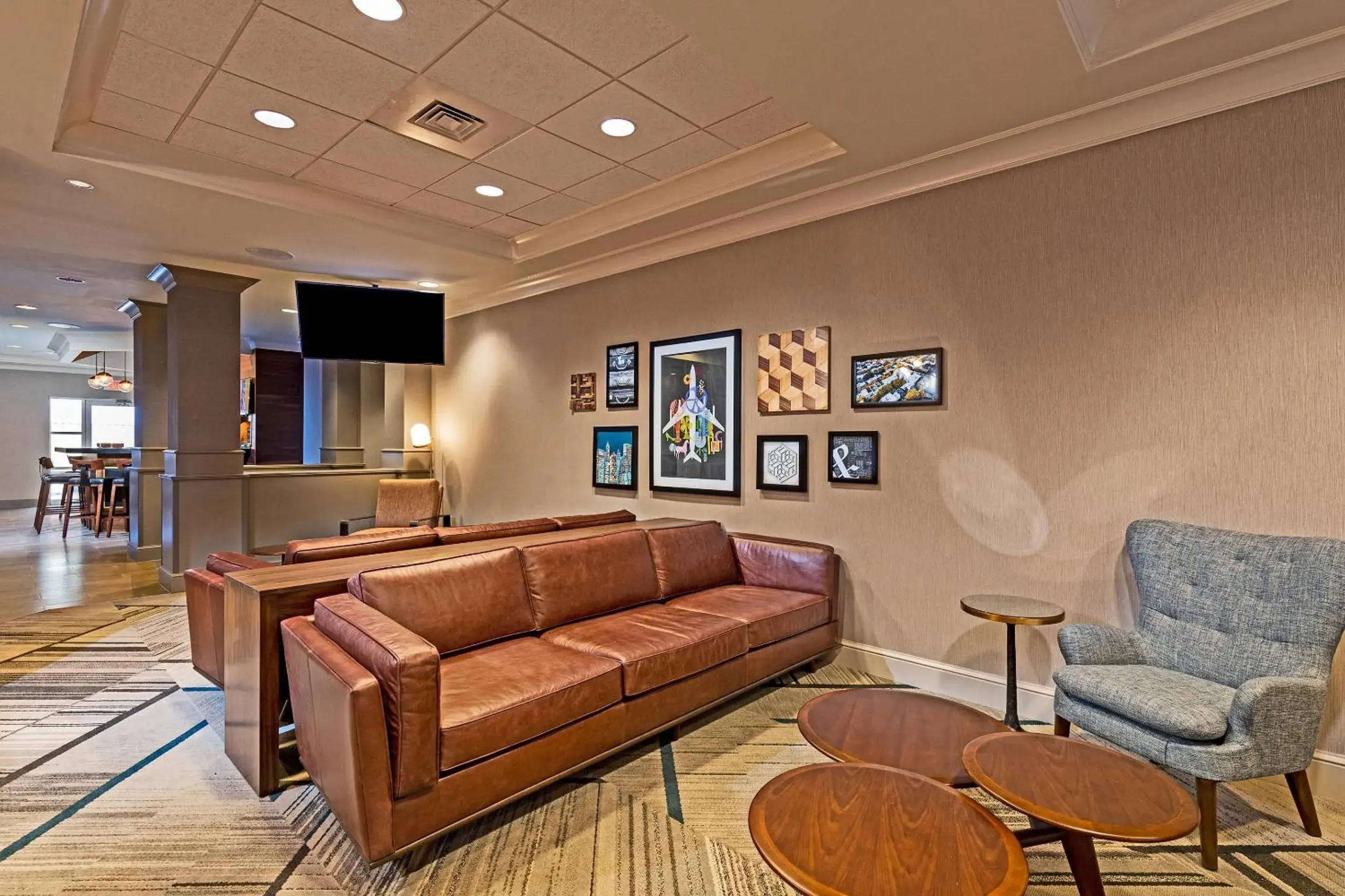 Lobby or reception in Radisson Hotel Fairview Heights - St Louis Lobby or reception in Radisson Hotel Fairview Heights - St Louis