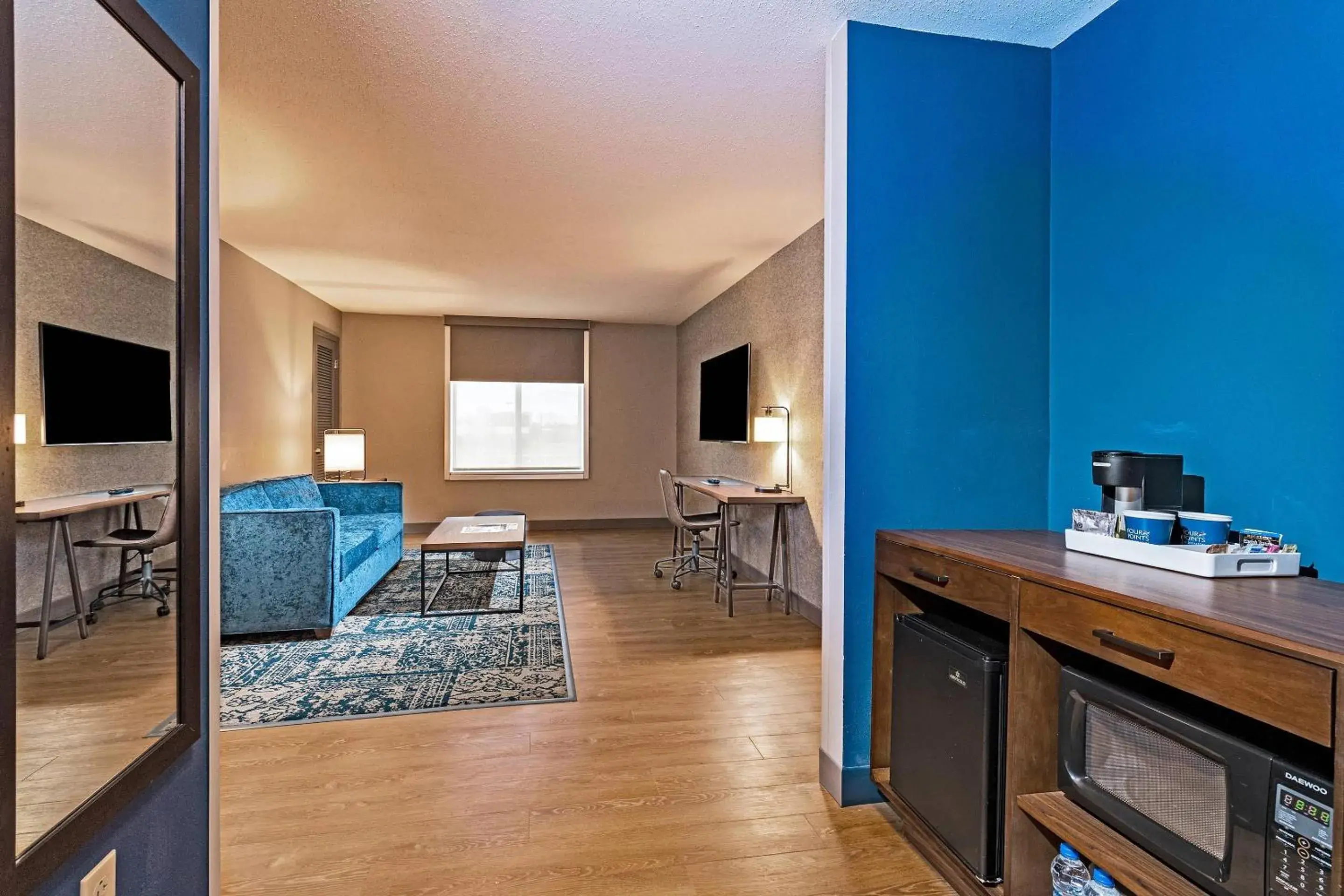 Bedroom in Radisson Hotel Fairview Heights - St Louis Bedroom in Radisson Hotel Fairview Heights - St Louis