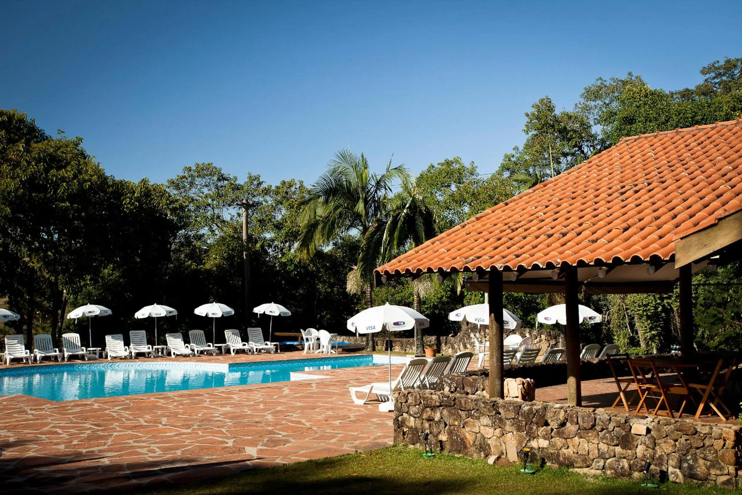 Swimming pool in Pousada do Quilombo