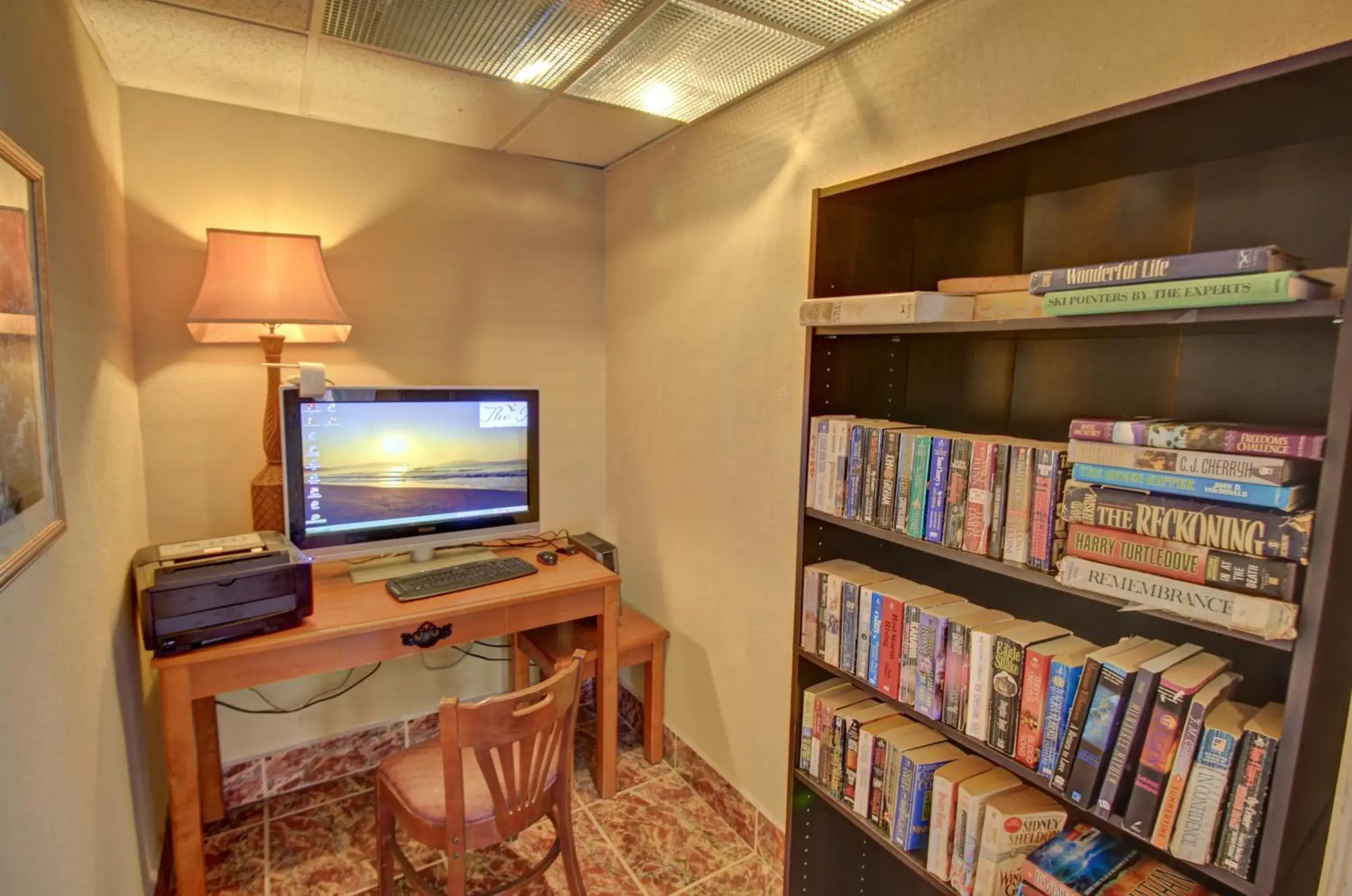 Library in The Inn At South Padre