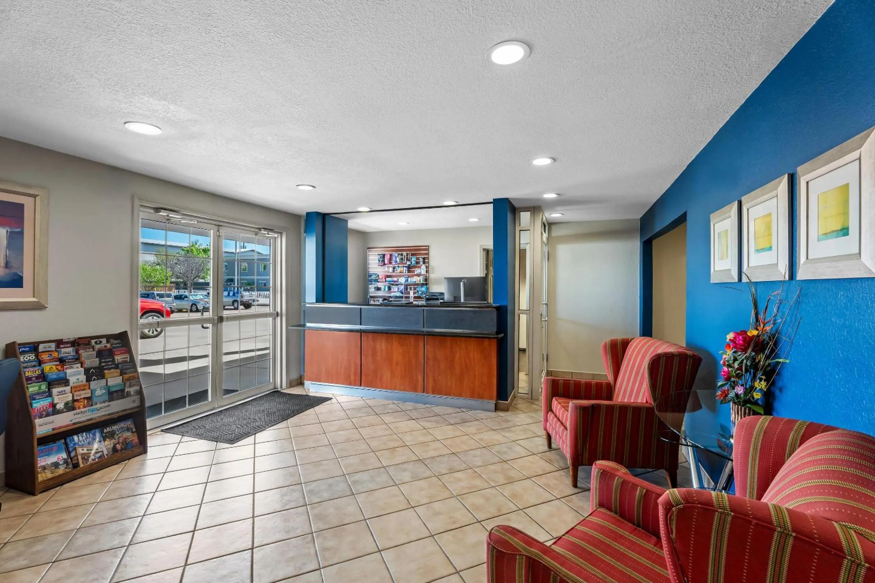 Lobby or reception in Rodeway Inn