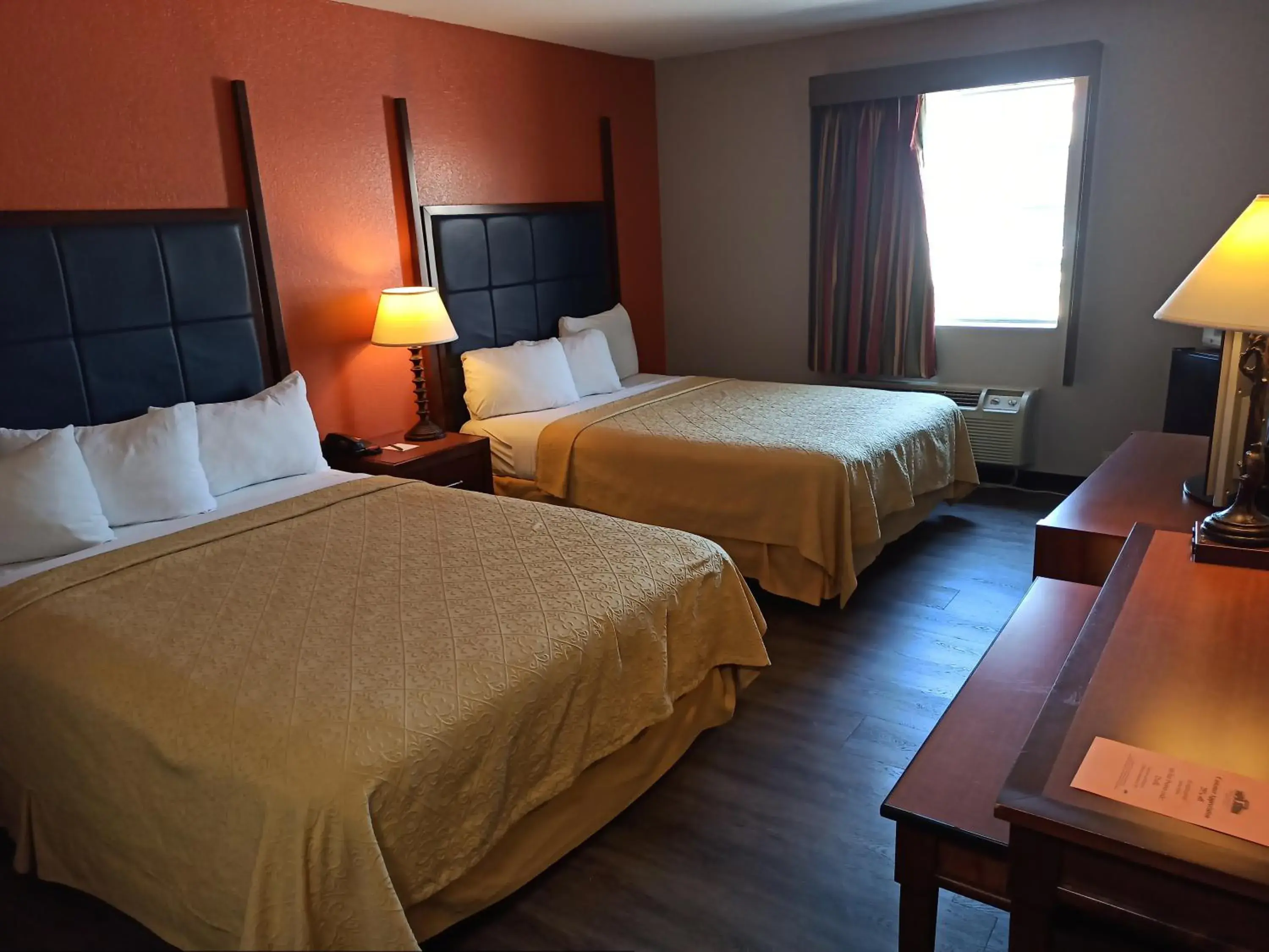 Bed in Americas Best Value Inn - Temple Bed in Americas Best Value Inn - Temple