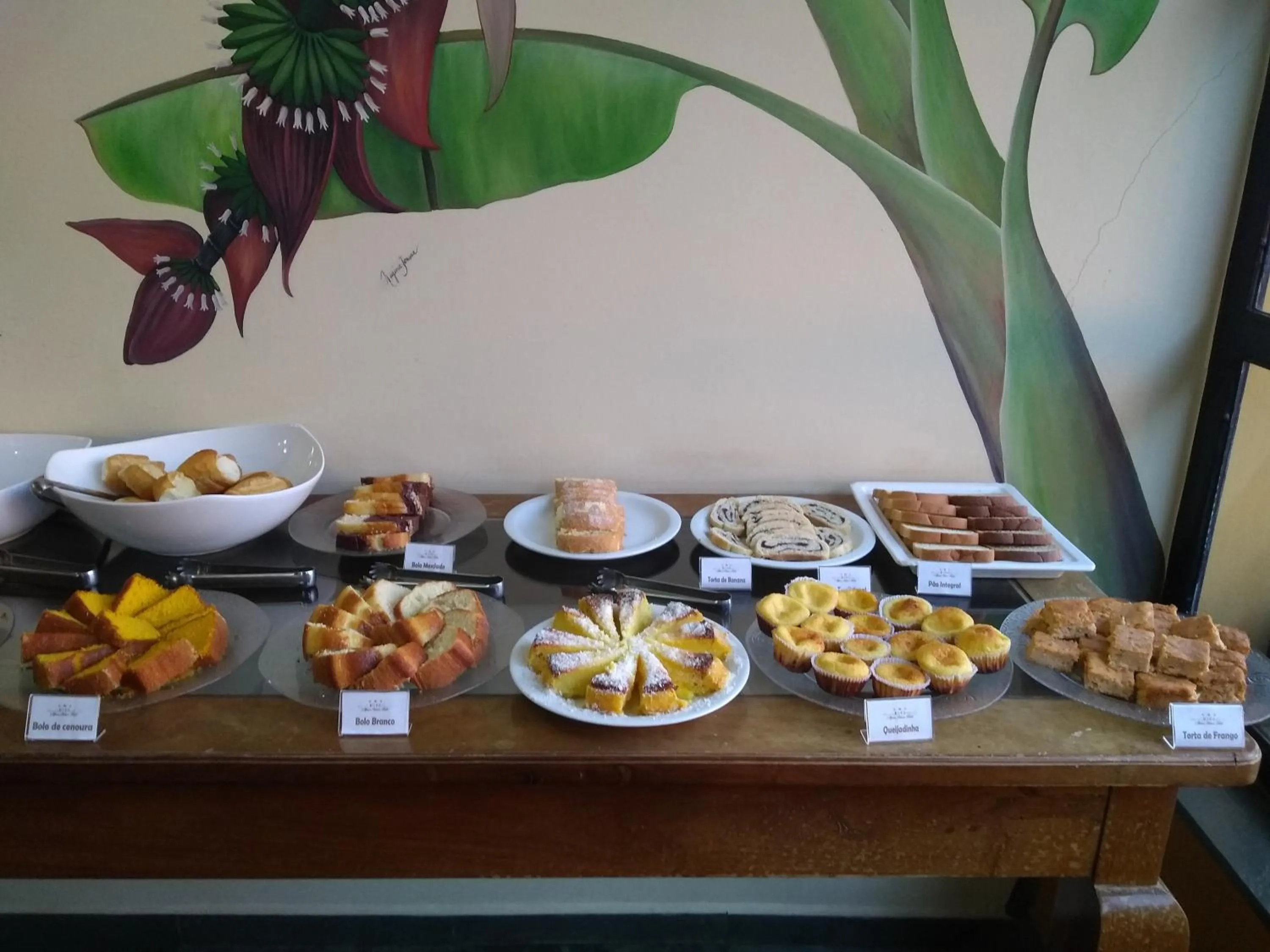 Buffet breakfast in Alfenas Palace Hotel