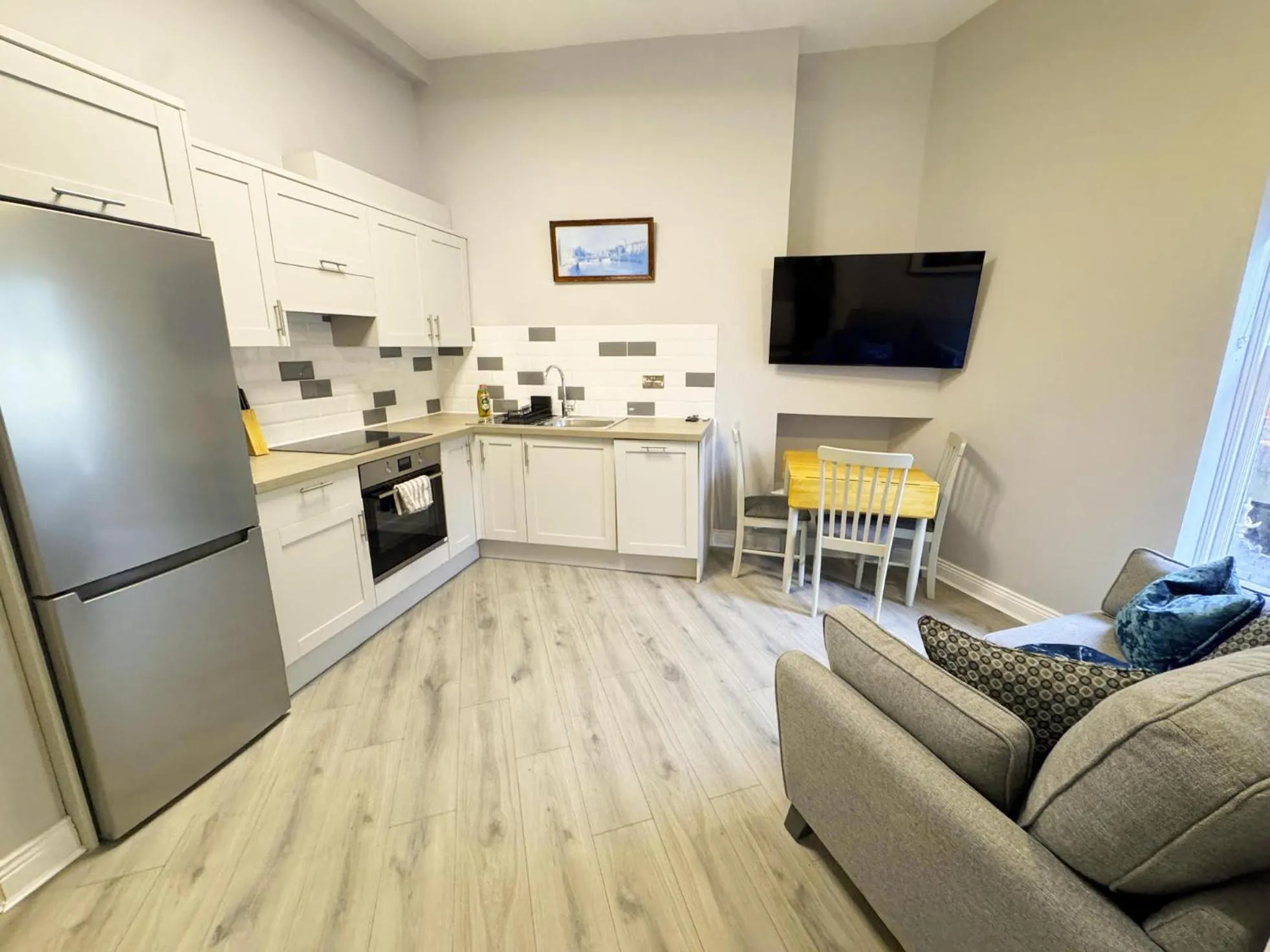 TV and multimedia in Molloys Apartments