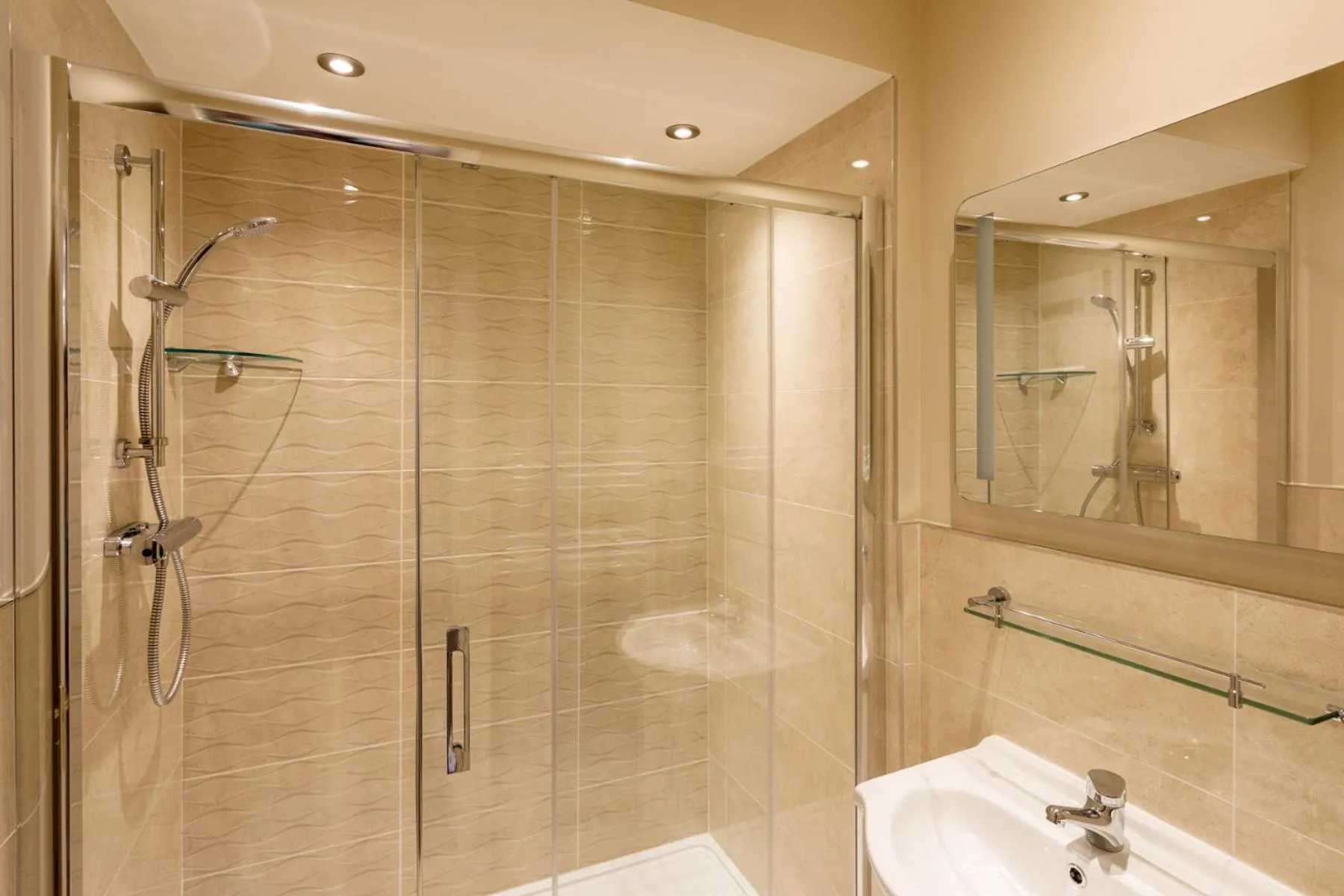 Shower in Molloys Apartments