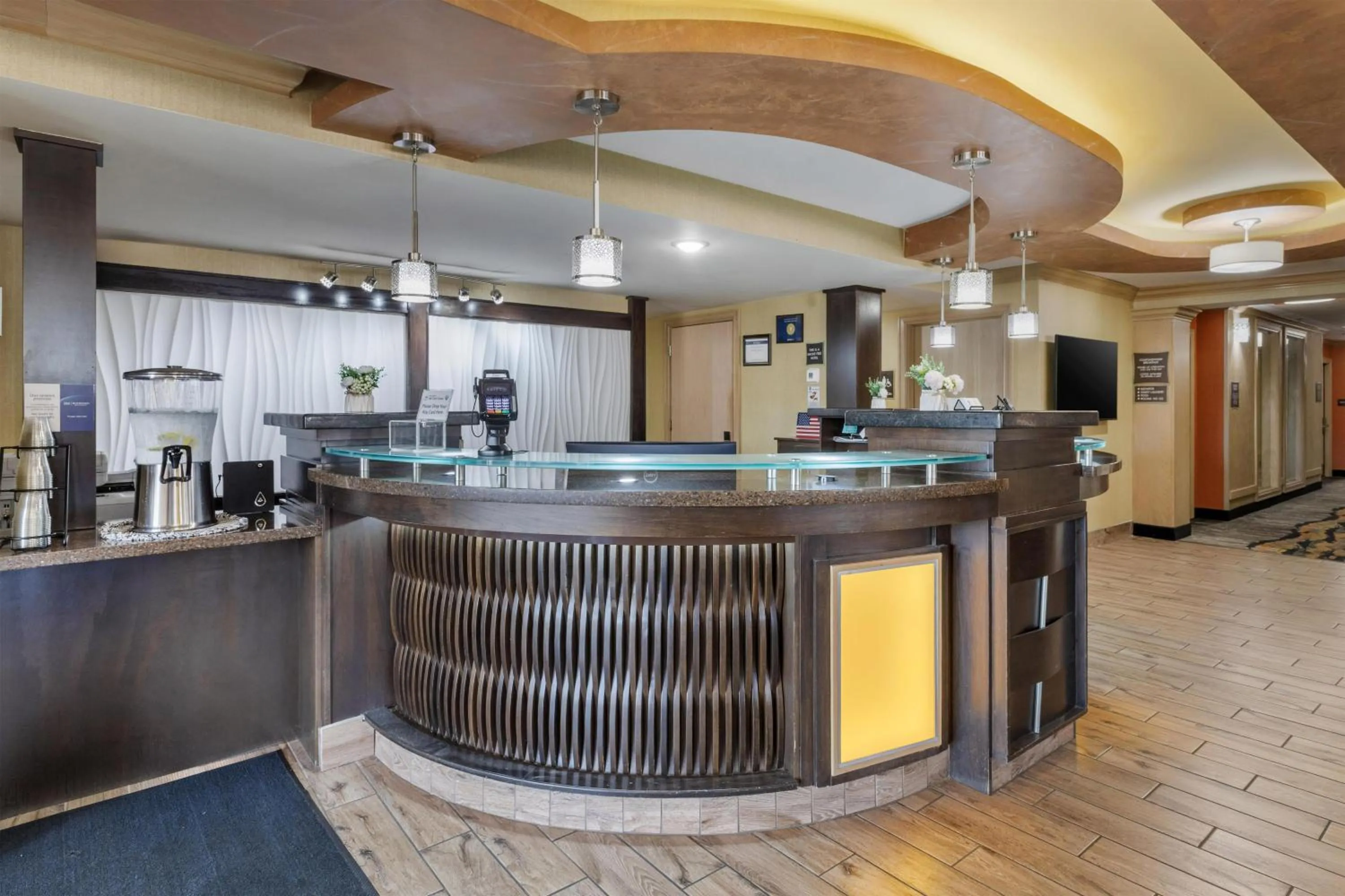 Lobby or reception in Best Western Aspen Hotel