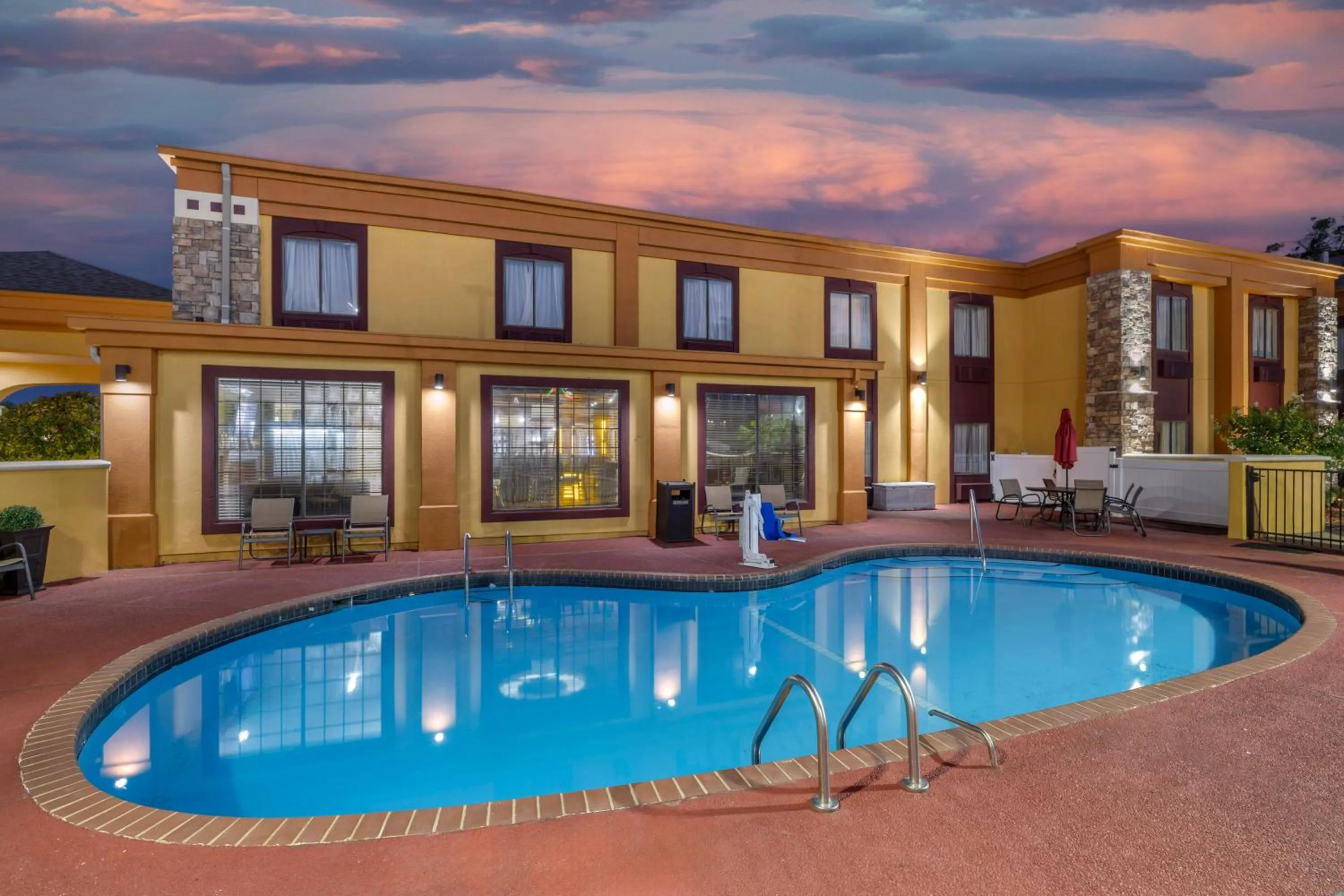 Night in Best Western Aspen Hotel