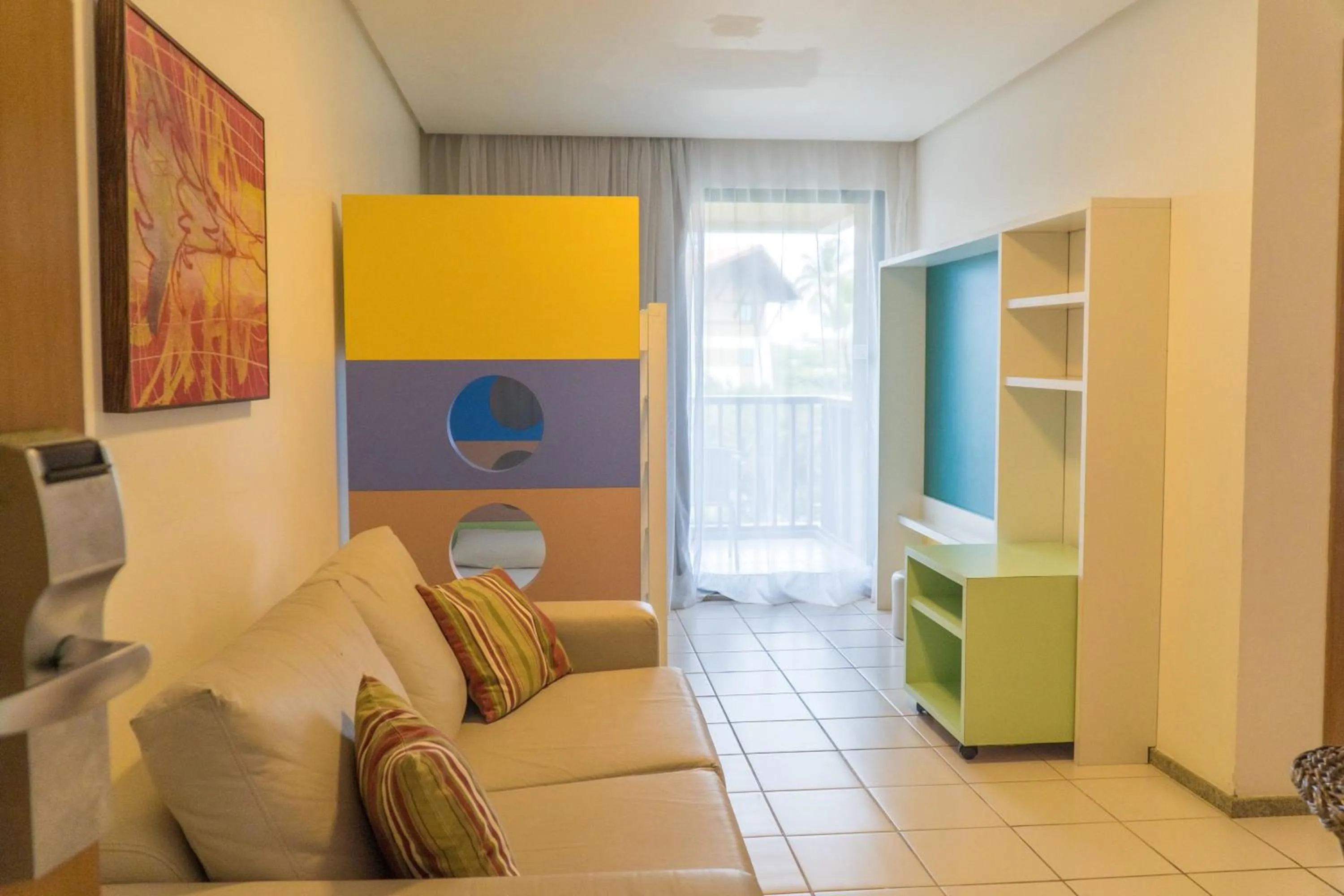 Area and facilities in Marulhos Resort by MAI