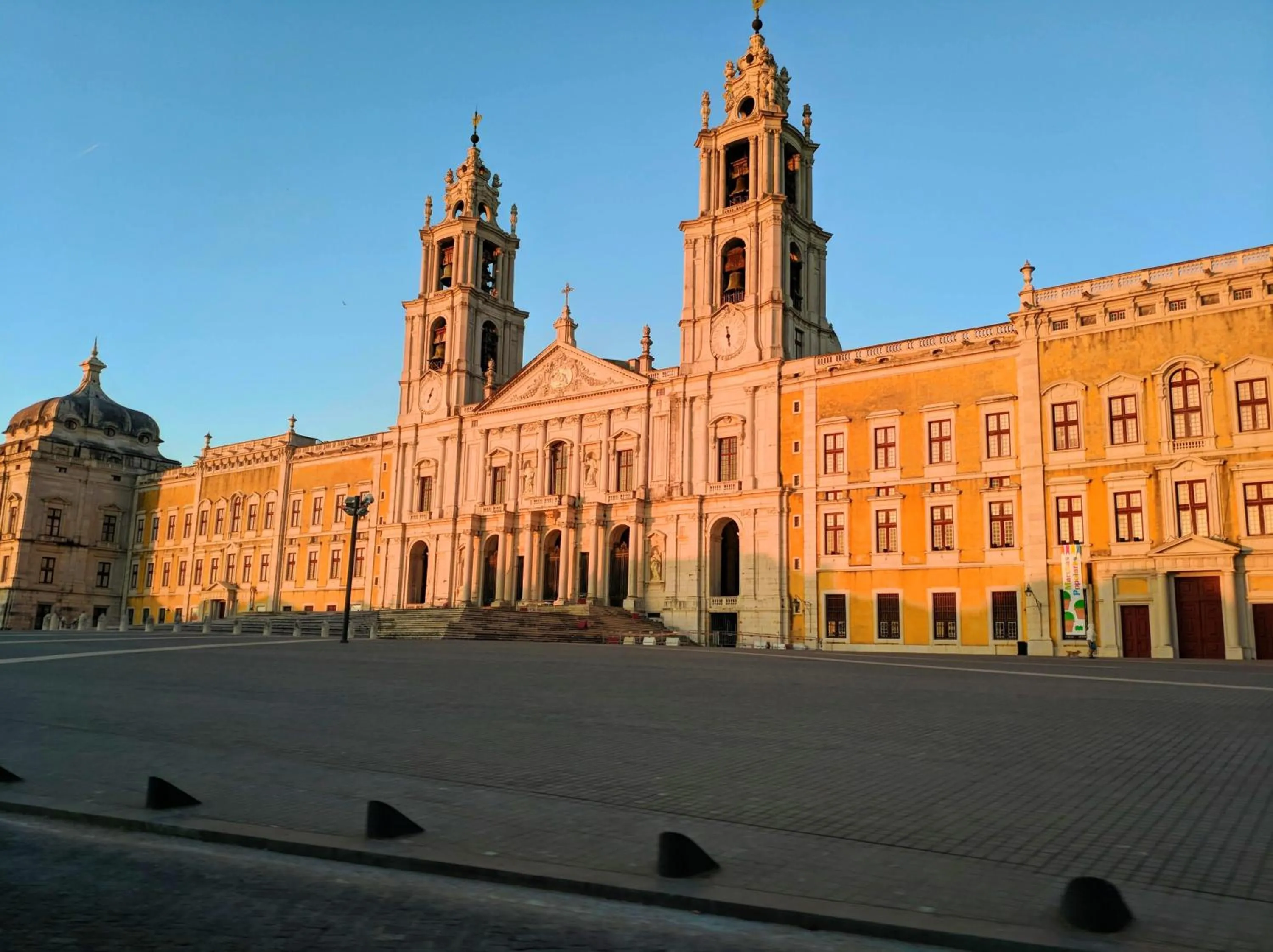 Nearby landmark in Vila Mafra - Grill Terrace