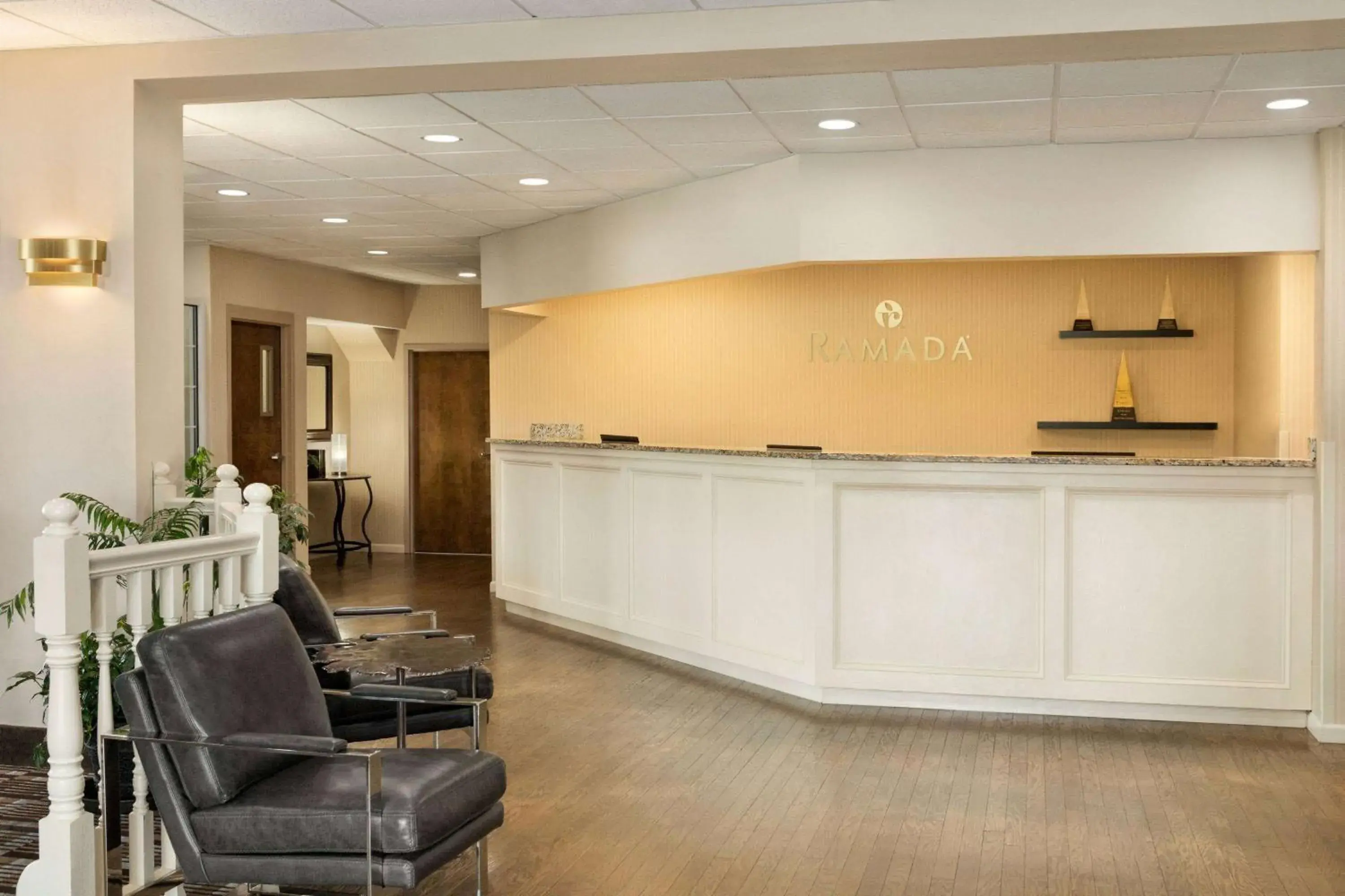 Lobby or reception in Ramada by Wyndham Pigeon Forge North Lobby or reception in Ramada by Wyndham Pigeon Forge North