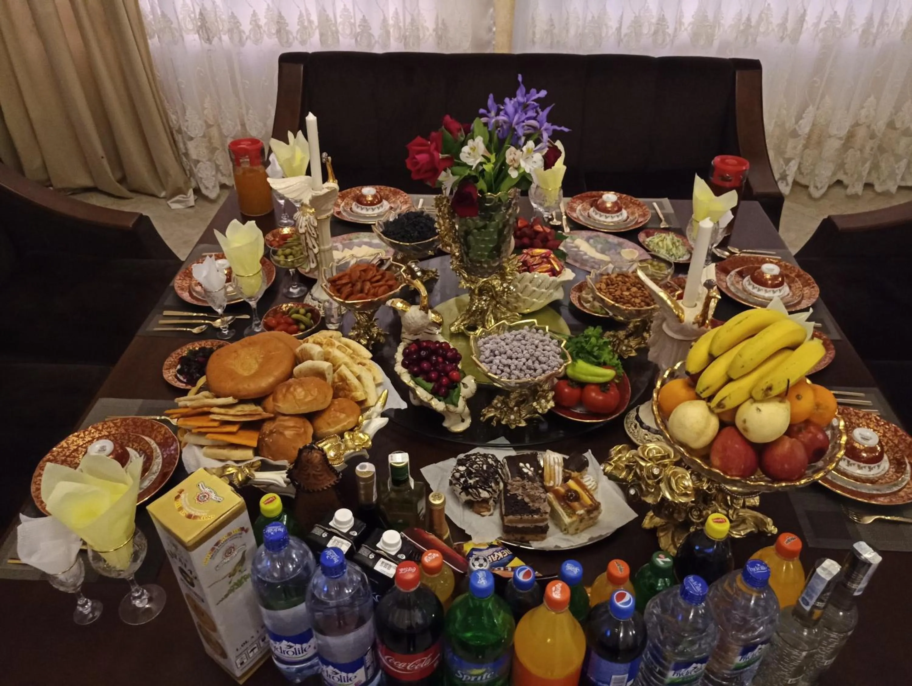 Restaurant/places to eat in Hotel KARAVAN