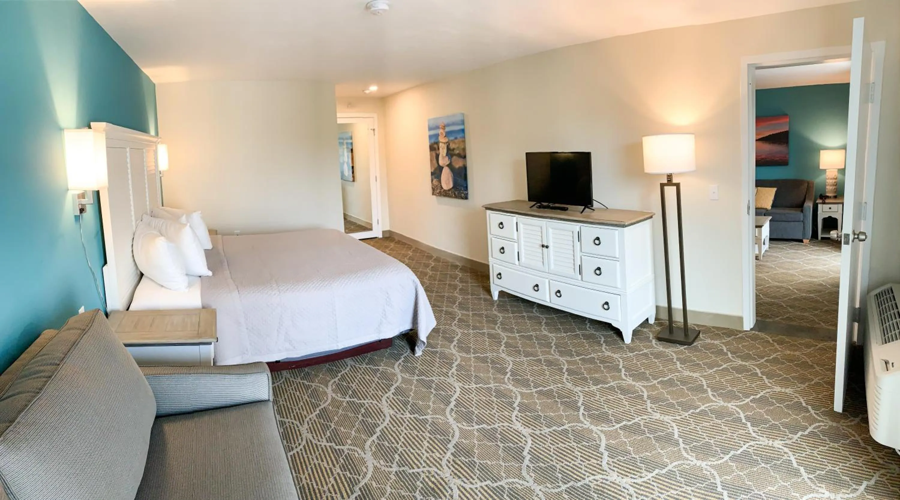 Bedroom, Bed in Riverview Resort