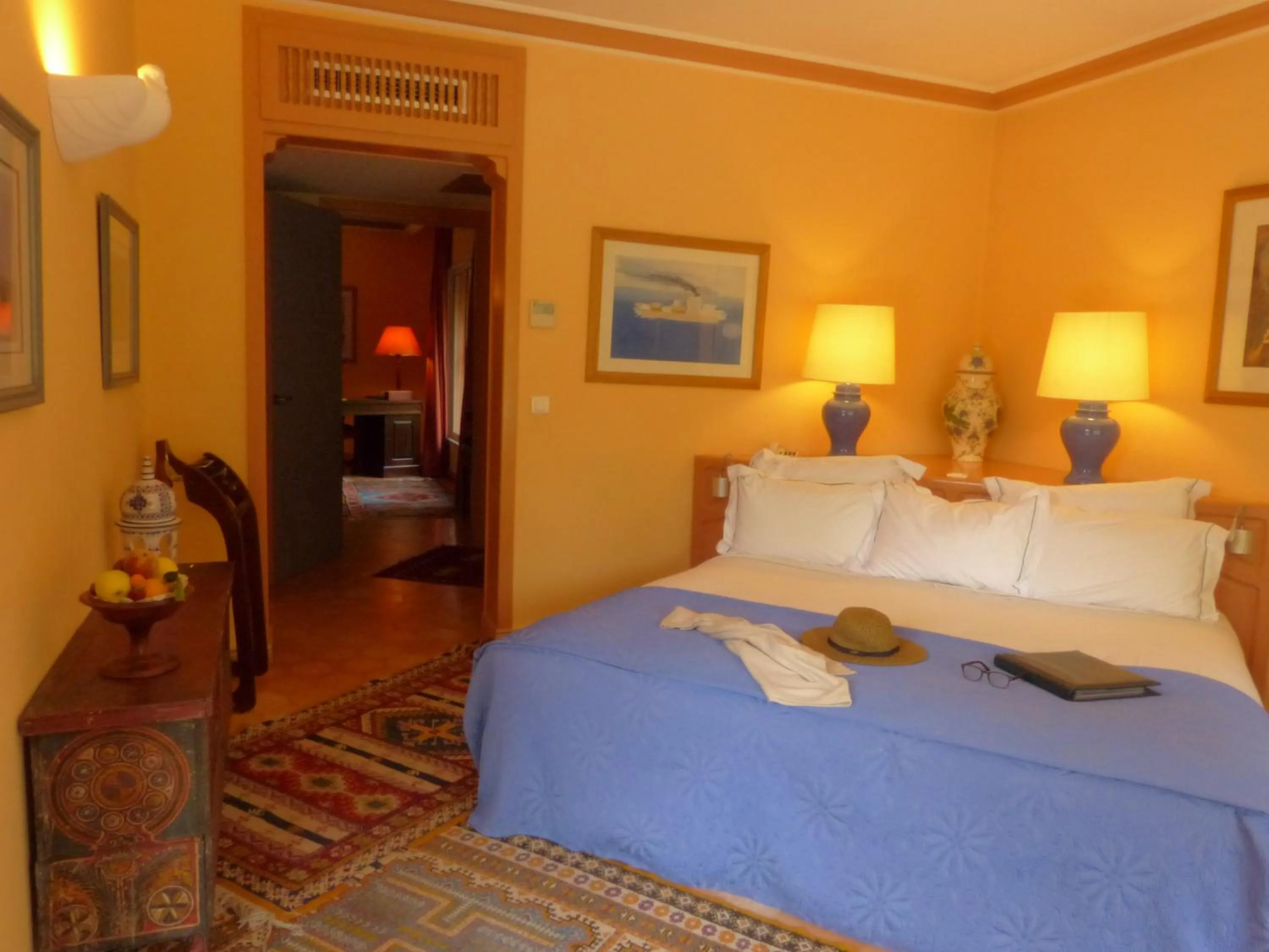 Bed in La Villa Mandarine
