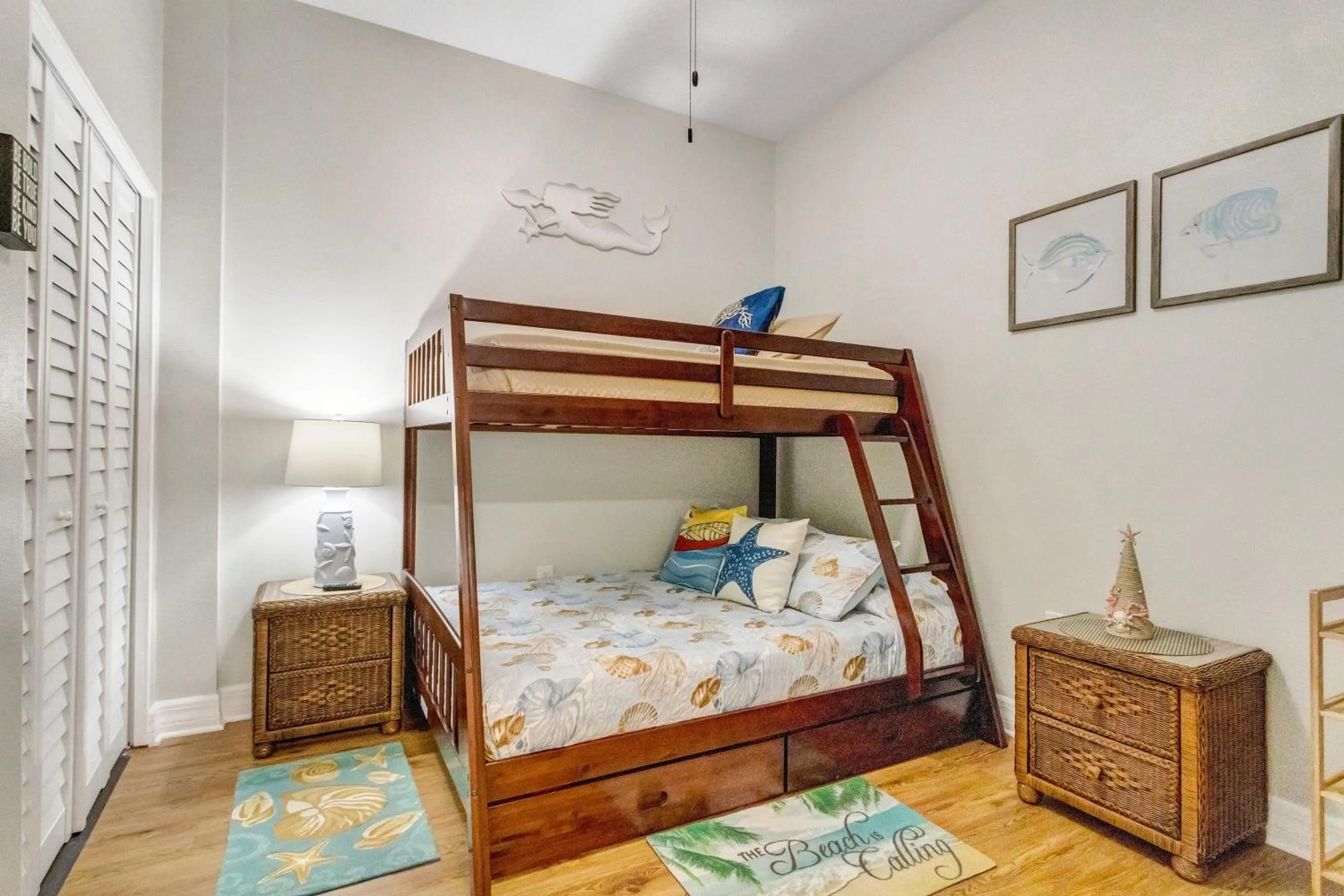 bunk bed, Bed in Madeira Bay Resort II by Travel Resort Services