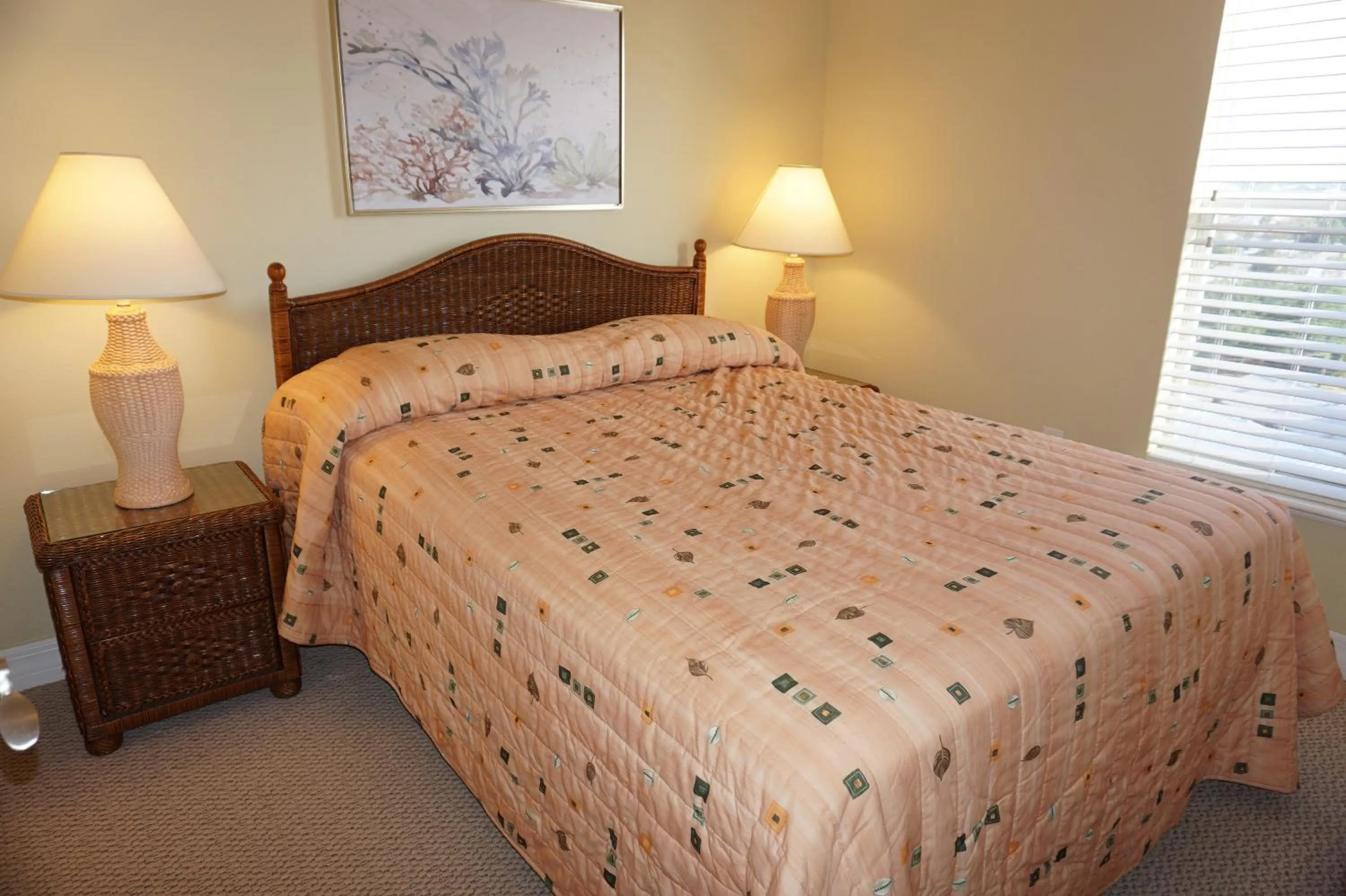 Bed in Madeira Bay Resort II by Travel Resort Services