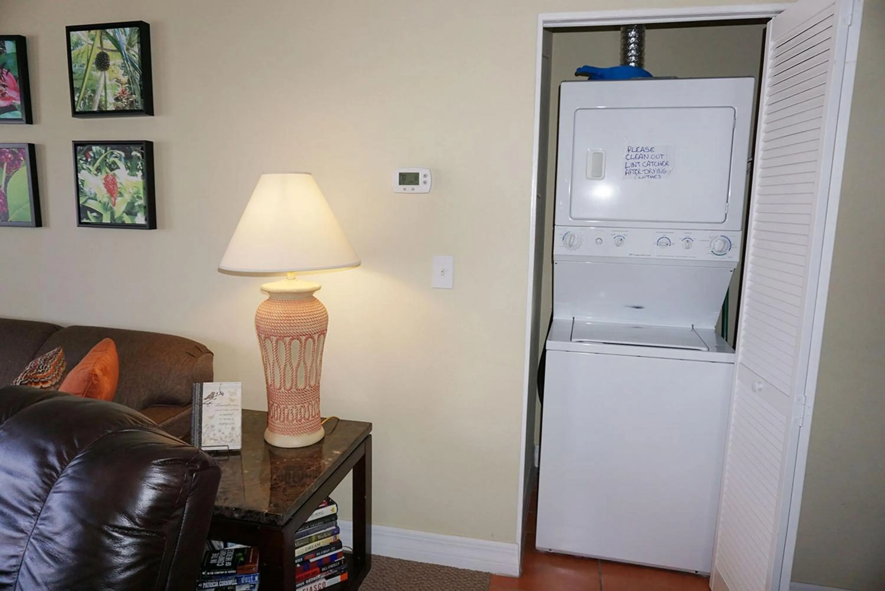 washing machine in Madeira Bay Resort II by Travel Resort Services