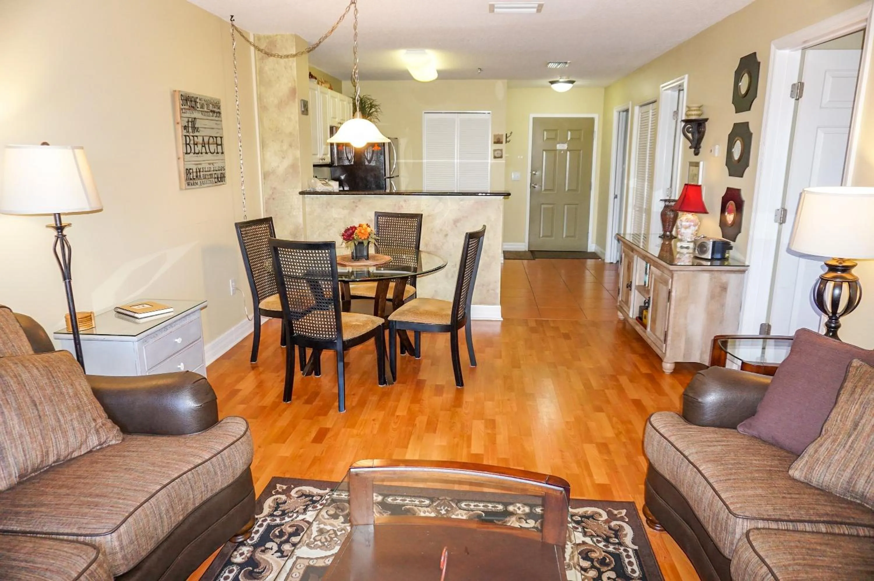 Dining area in Madeira Bay Resort II by Travel Resort Services