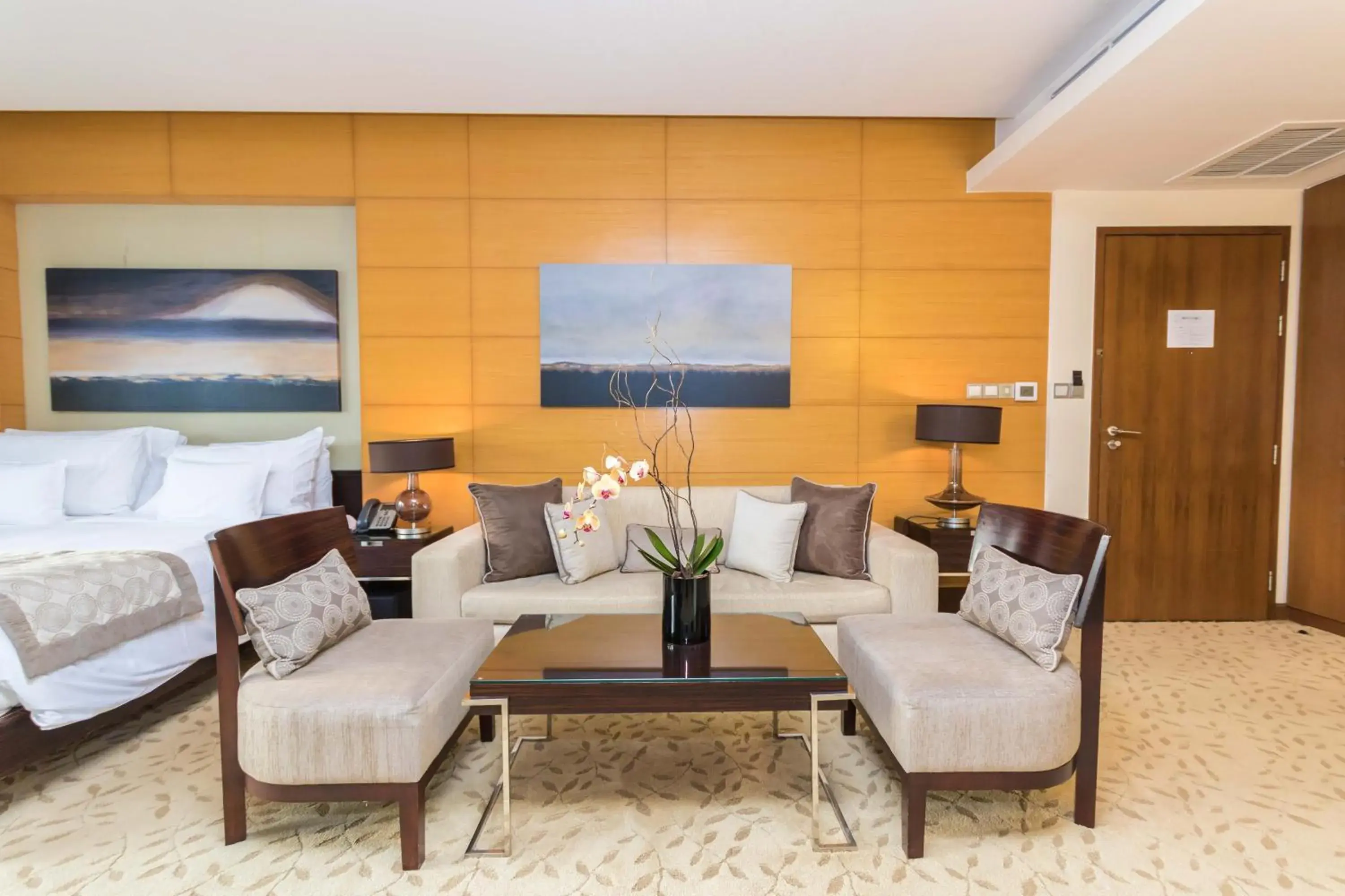 Bed in Westminster Dubai Mall Bed in Westminster Dubai Mall