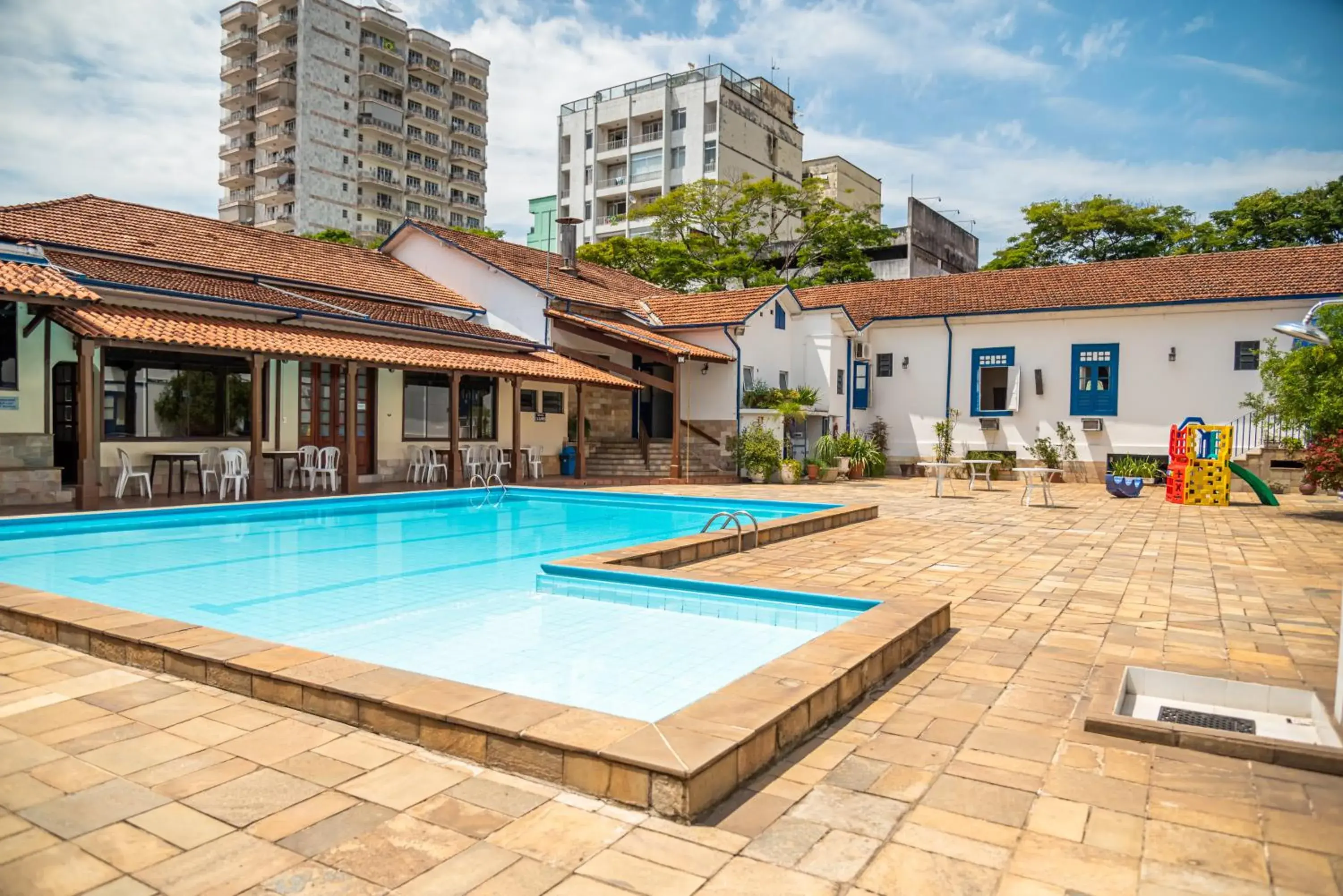 Swimming pool in VOA Hotel Caxambu Swimming pool in VOA Hotel Caxambu