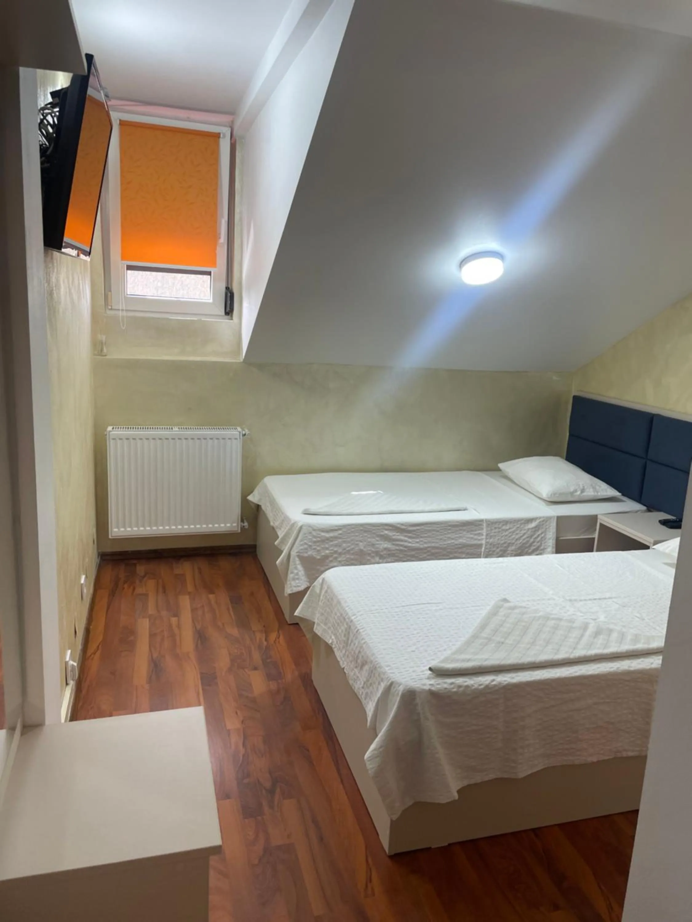 Bedroom in KM 80 Restaurant & Hotel