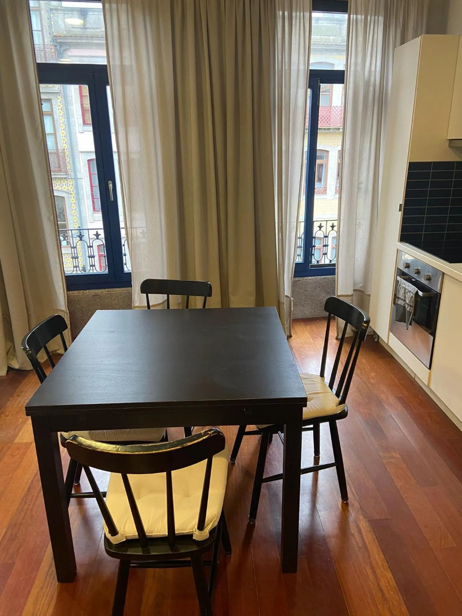 Dining area in Sao Bento Studio