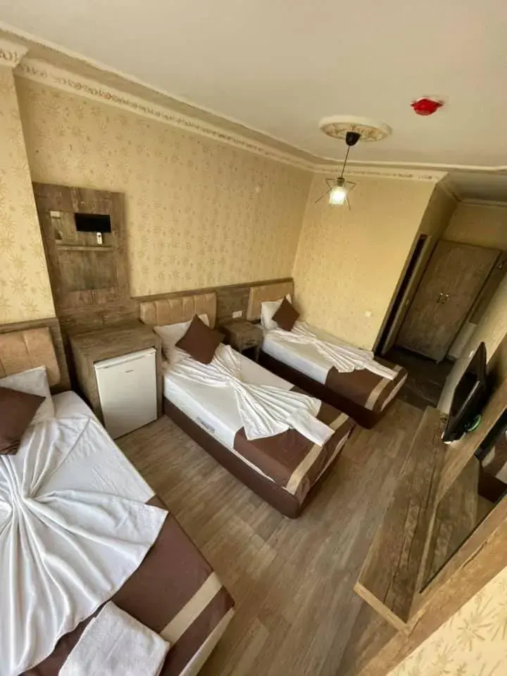 Bed in Özgür Hotel Bed in Özgür Hotel