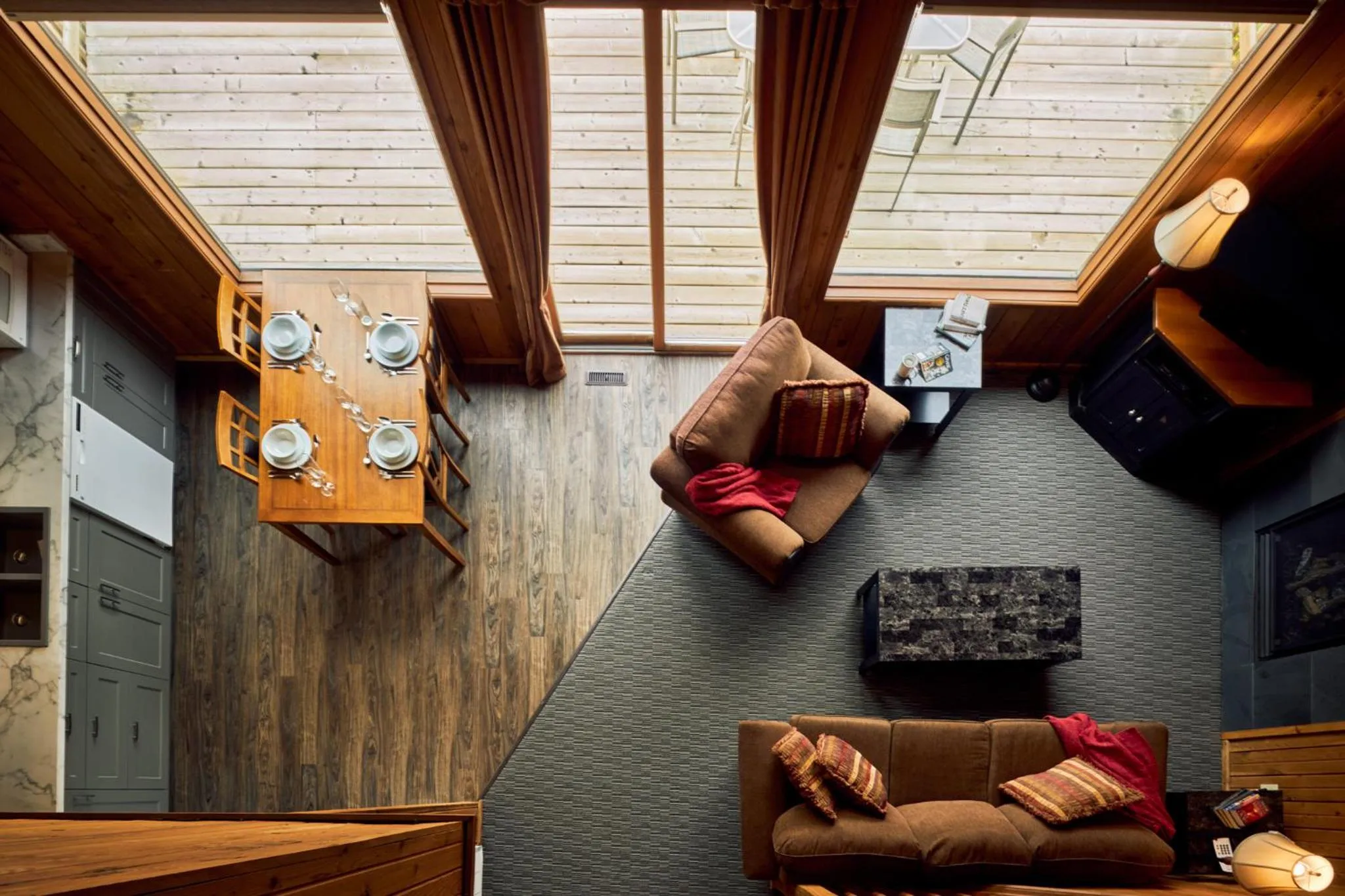 Kitchen or kitchenette in Banff Gate Mountain Resort