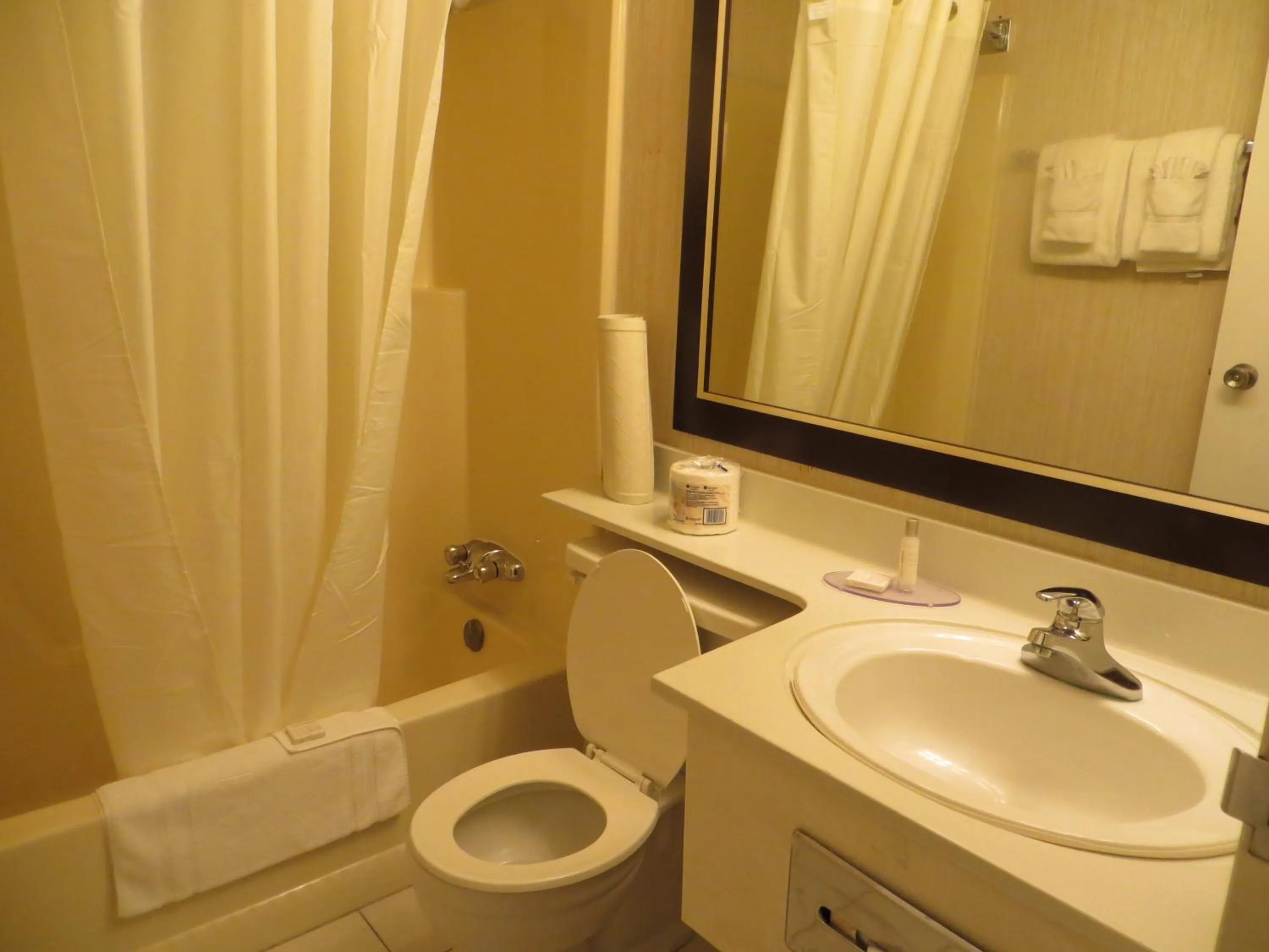 Bathroom in BA Hotel