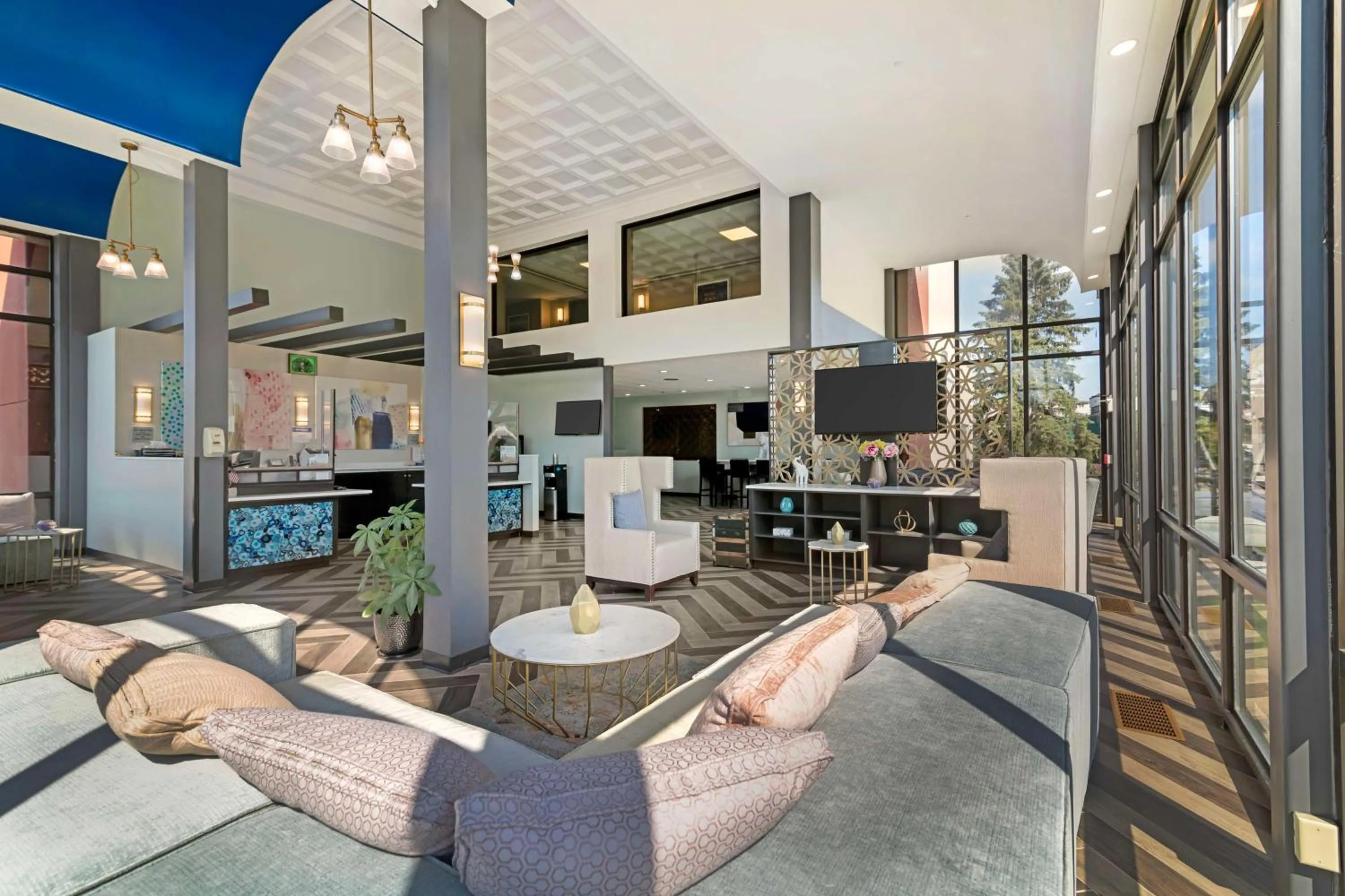 Lobby or reception in Best Western Plus Landmark Inn