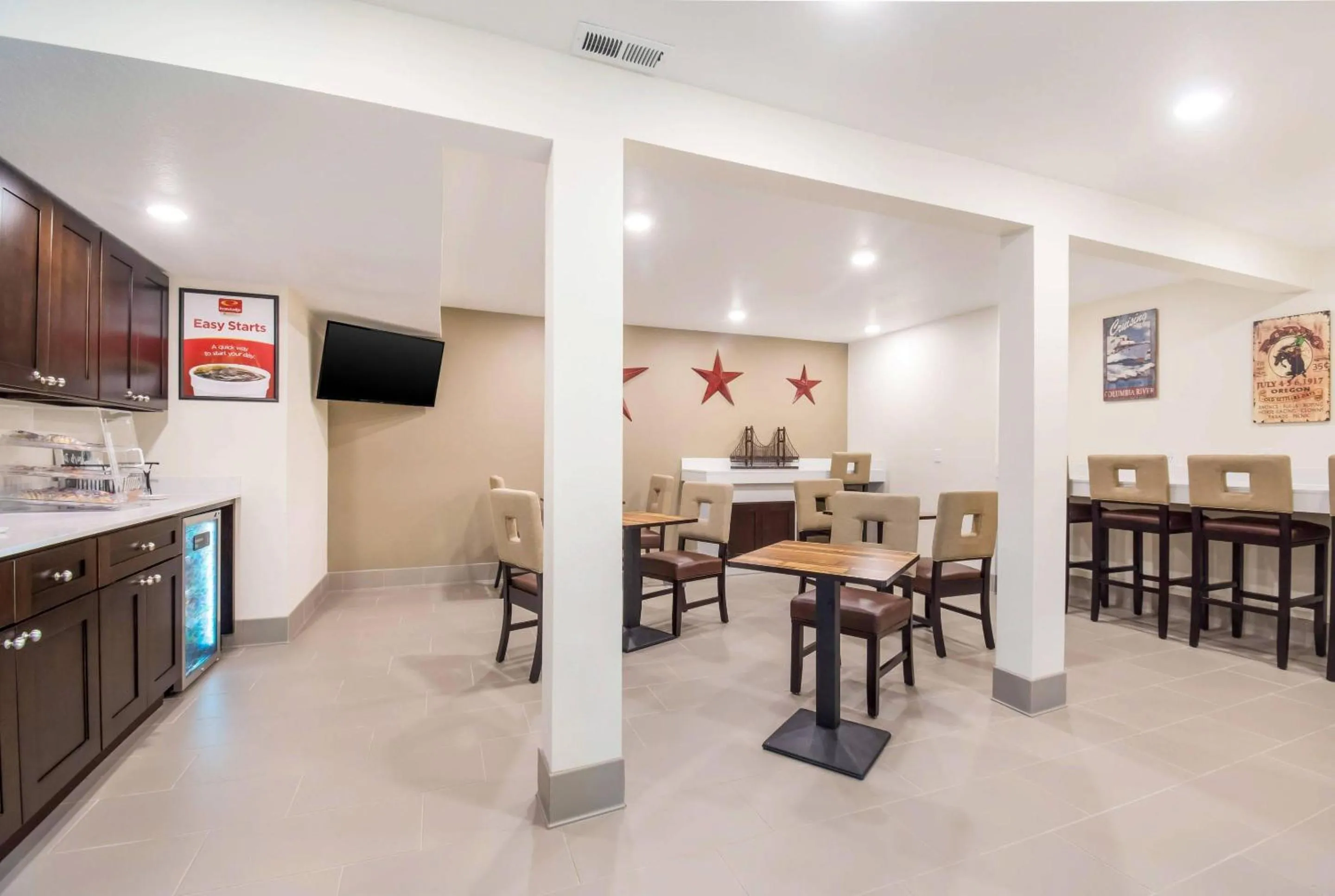 Breakfast in Econo Lodge Umatilla Columbia River Area