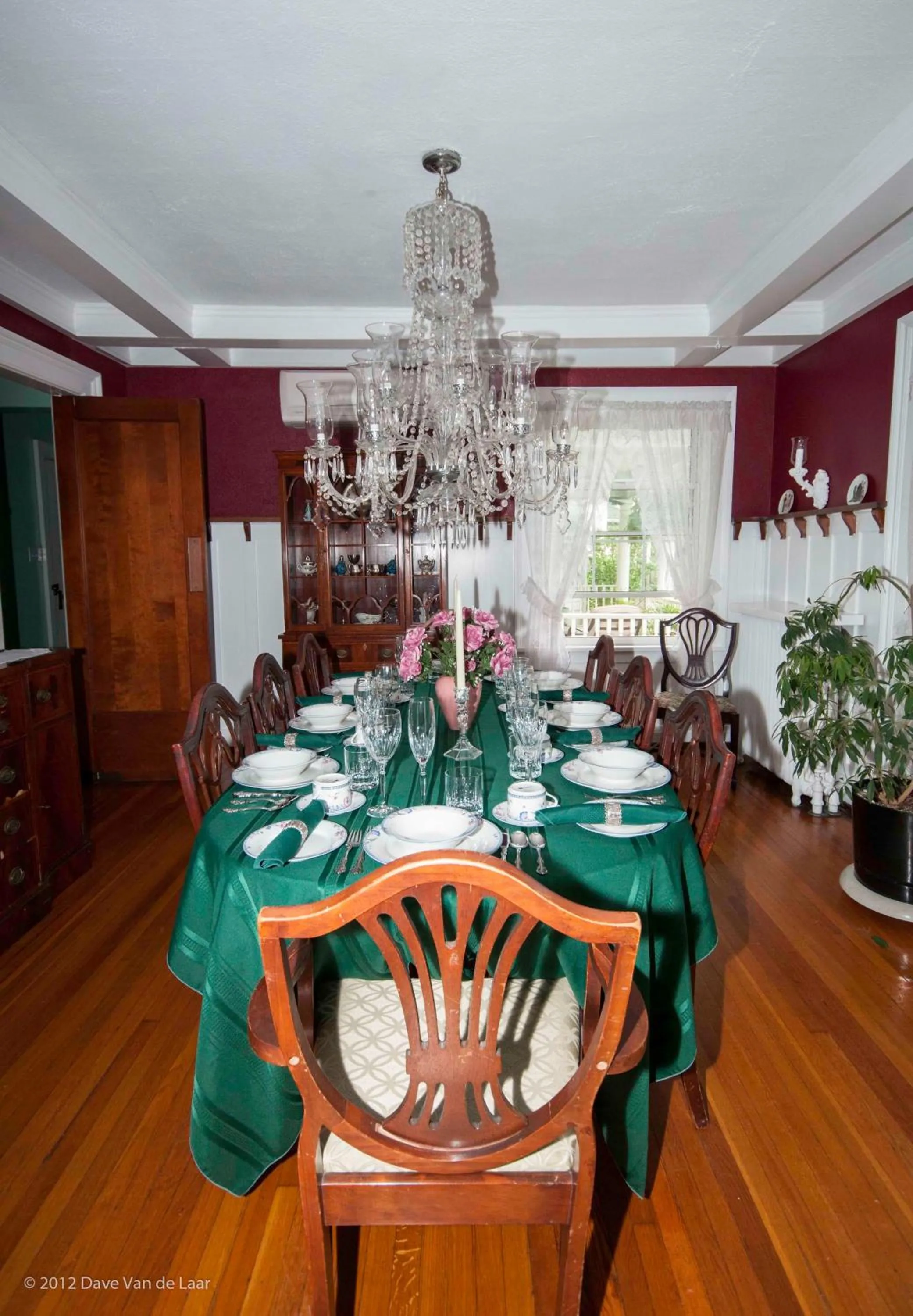 Restaurant/places to eat in Chestnut Inn