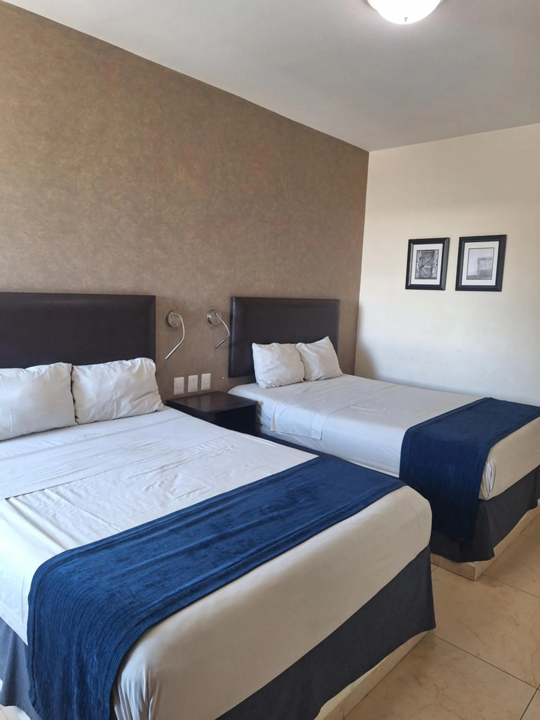 Bed in Hotel Ruiz Milán