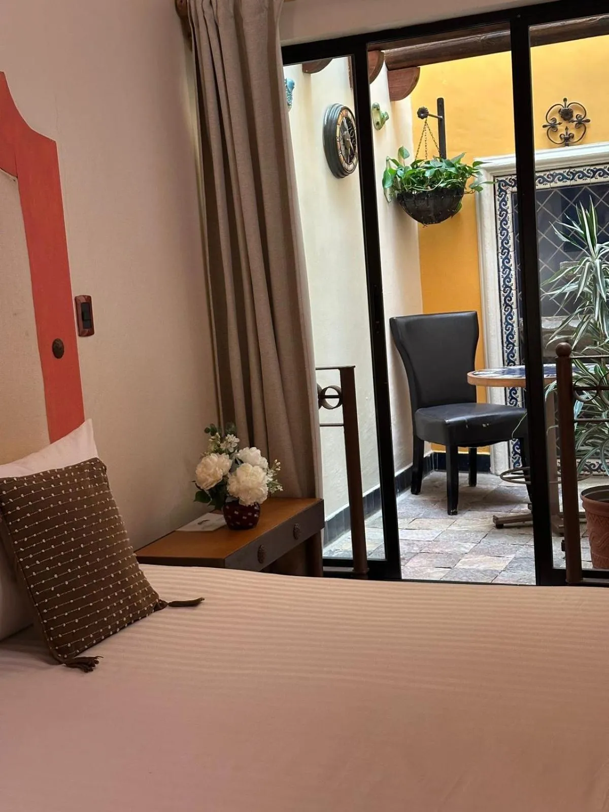 Photo of the whole room, Bed in Casa de los Arcángeles