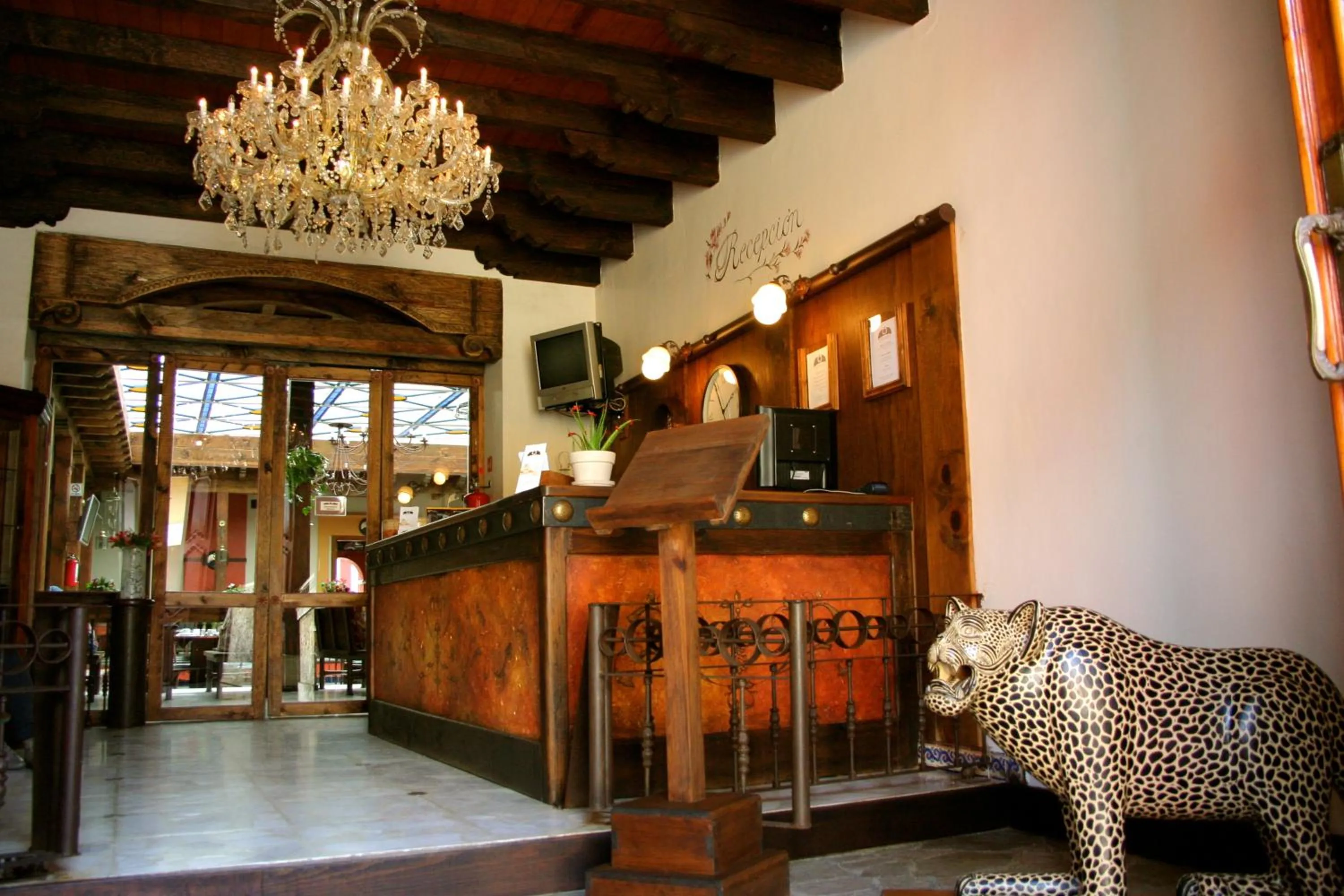 Lobby or reception in Casa de los Arcángeles