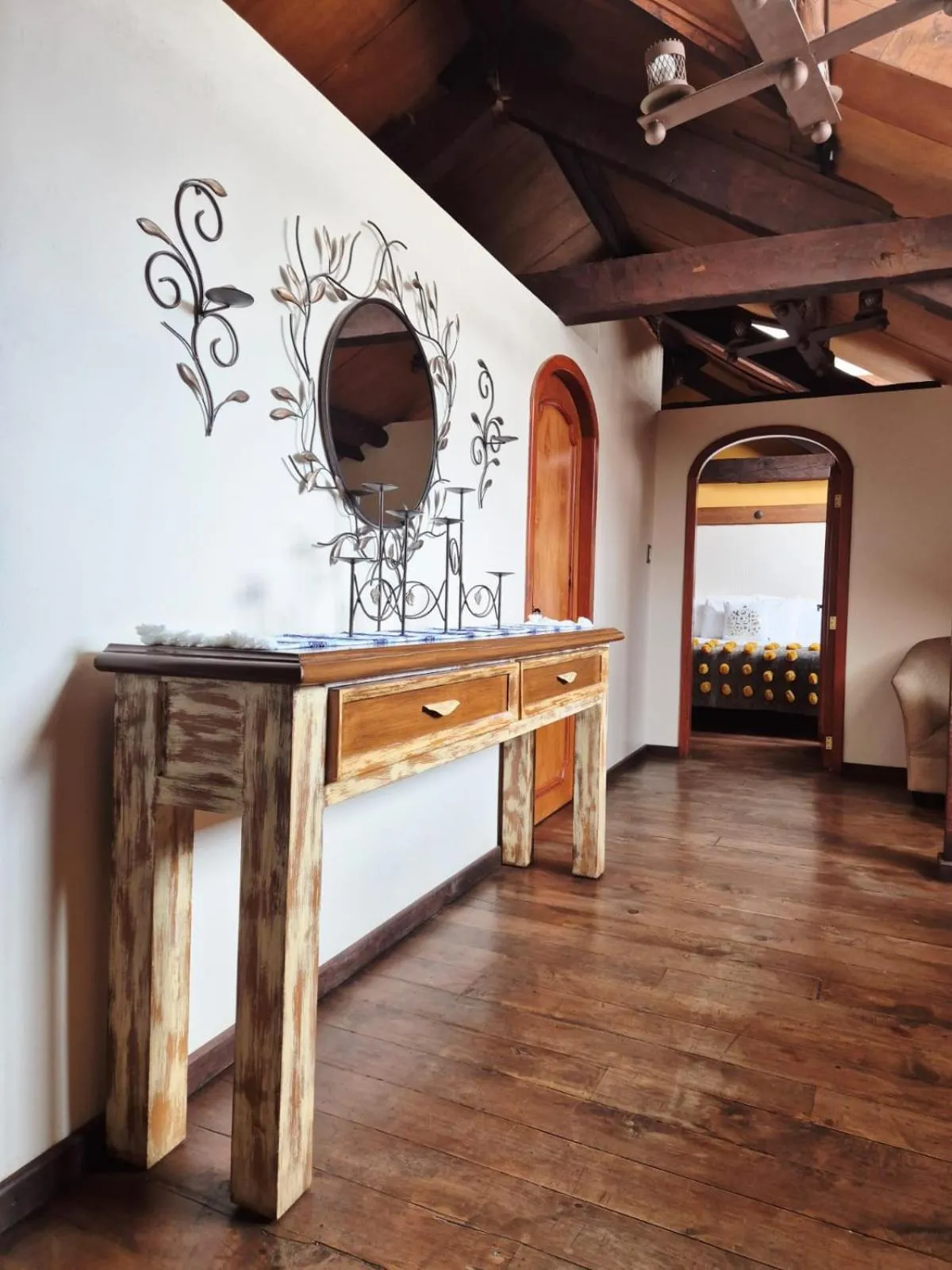 Decorative detail in Casa de los Arcángeles